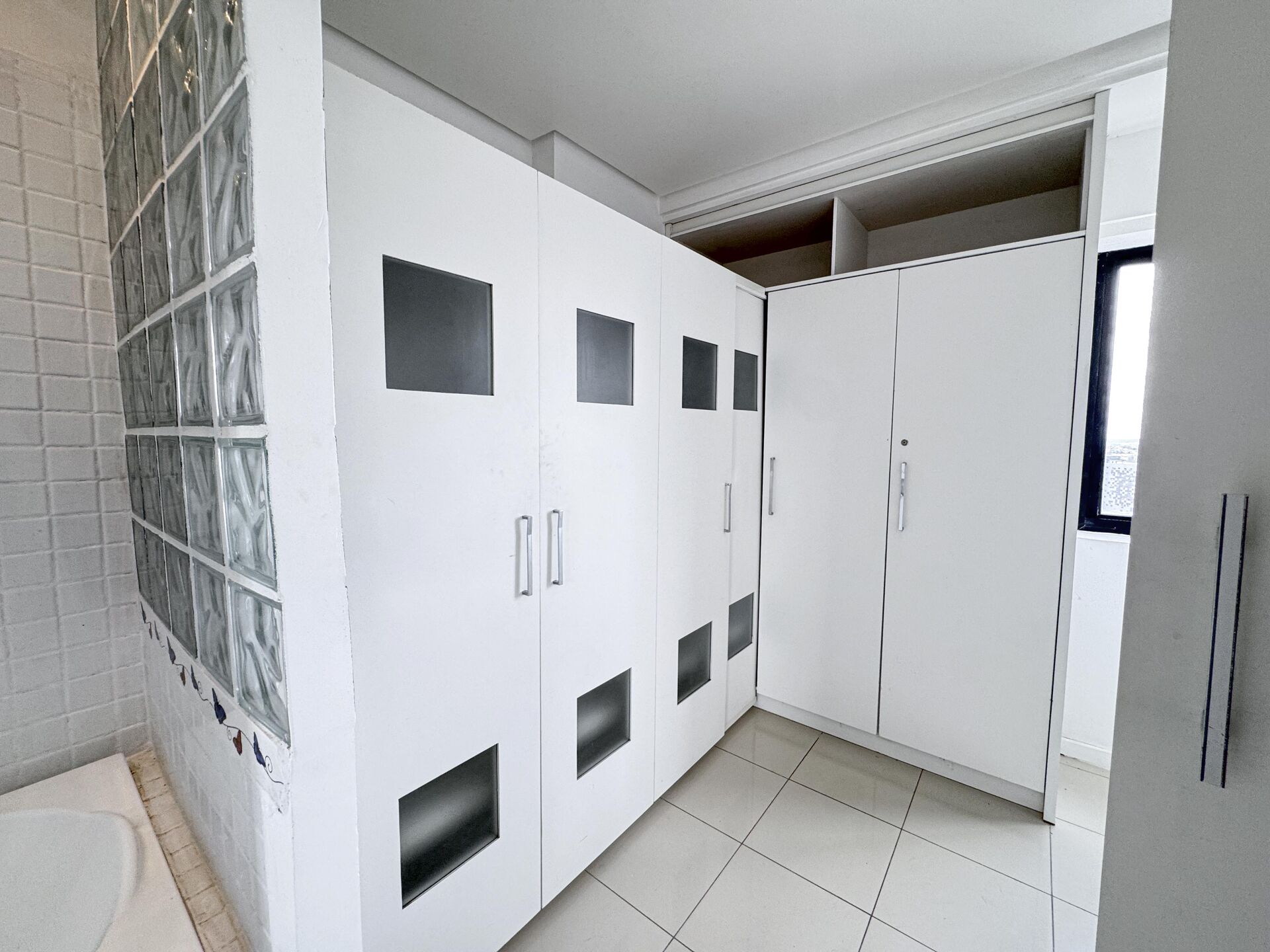 Apartamento para Aluguel Alto Padrão Edifício Portinari por R$ 4.500,00 no bairro Heliópolis - Garanhuns/PE
