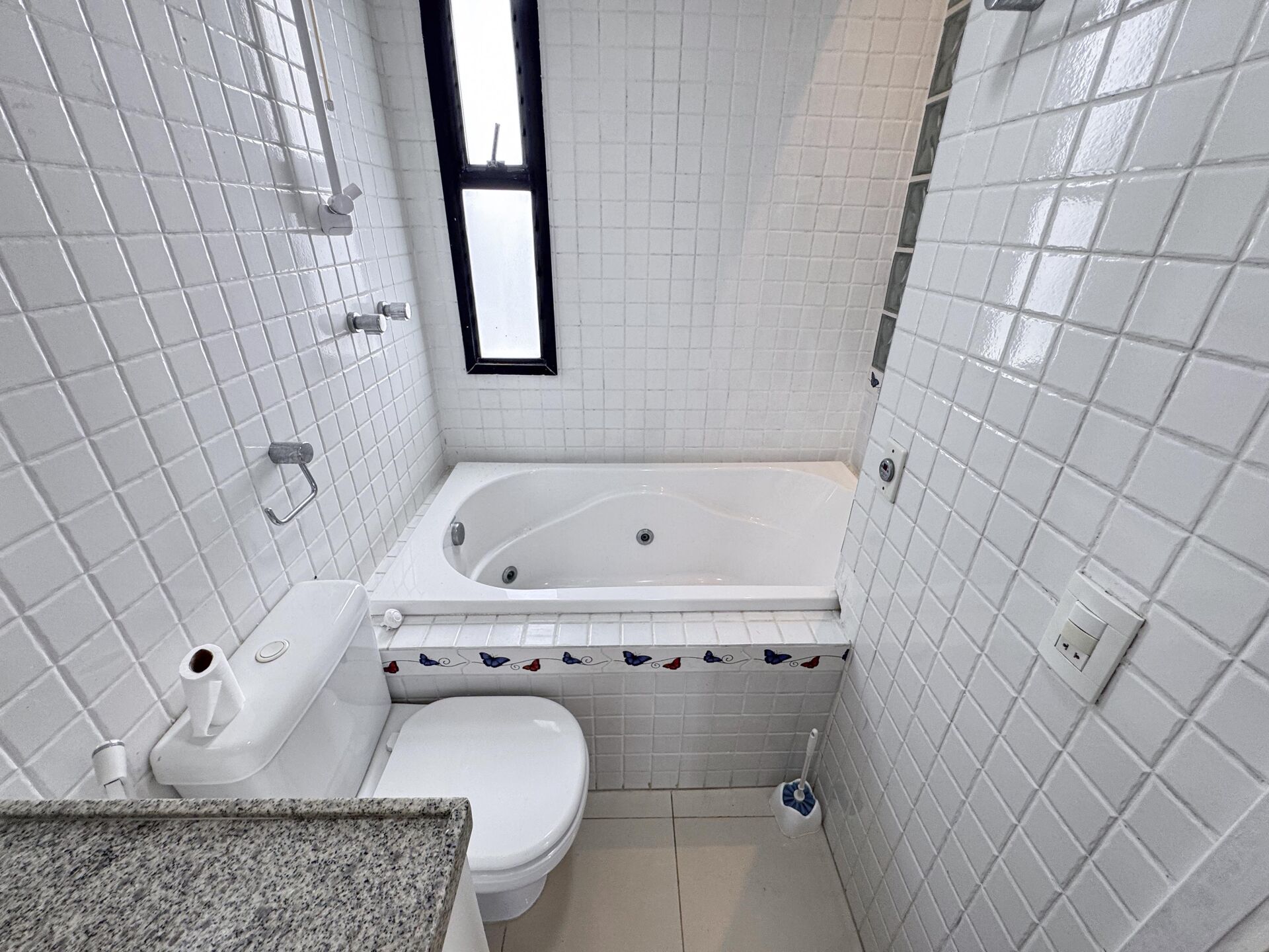 Apartamento para Aluguel Alto Padrão Edifício Portinari por R$ 4.500,00 no bairro Heliópolis - Garanhuns/PE