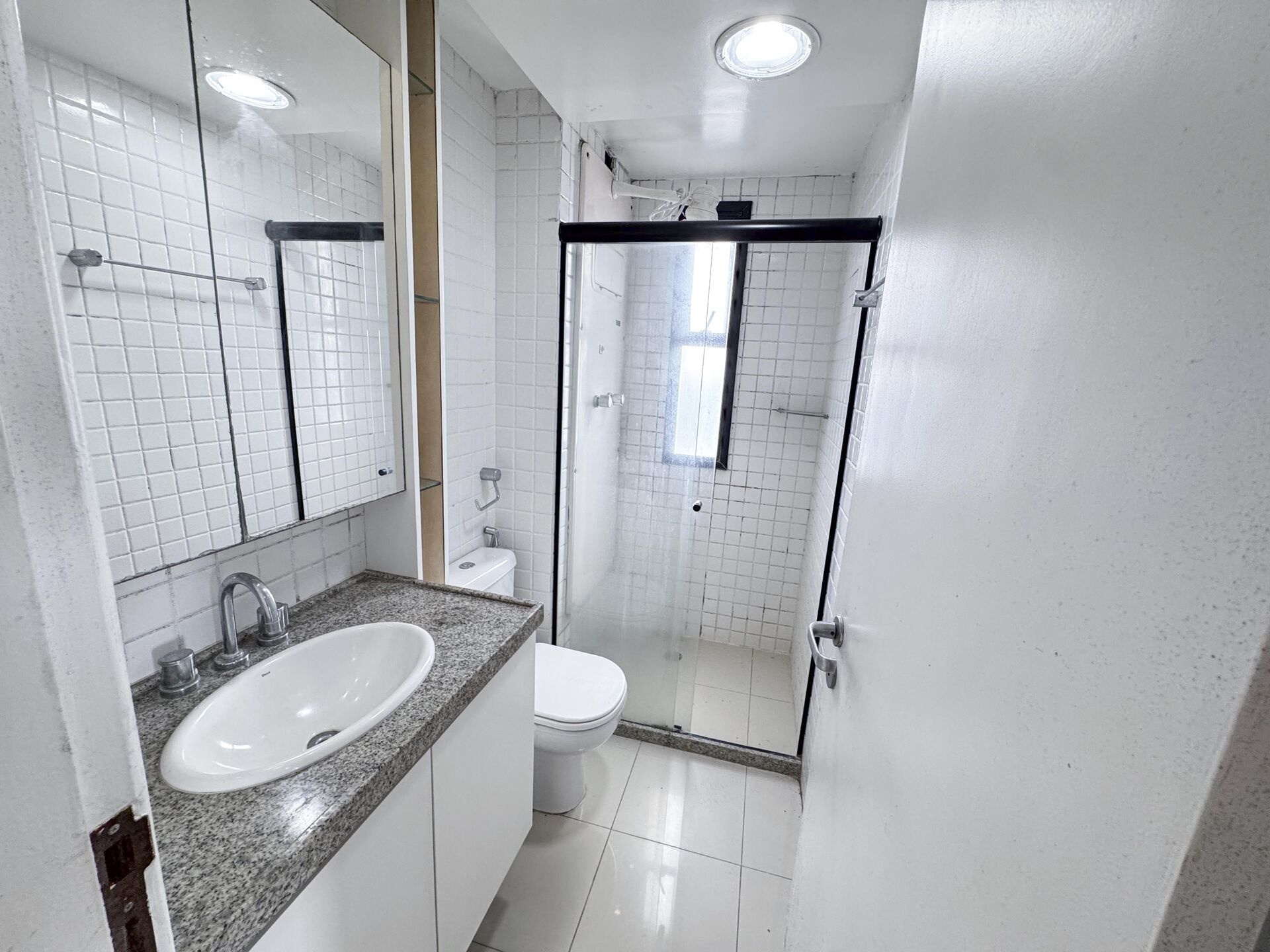 Apartamento para Aluguel Alto Padrão Edifício Portinari por R$ 4.500,00 no bairro Heliópolis - Garanhuns/PE