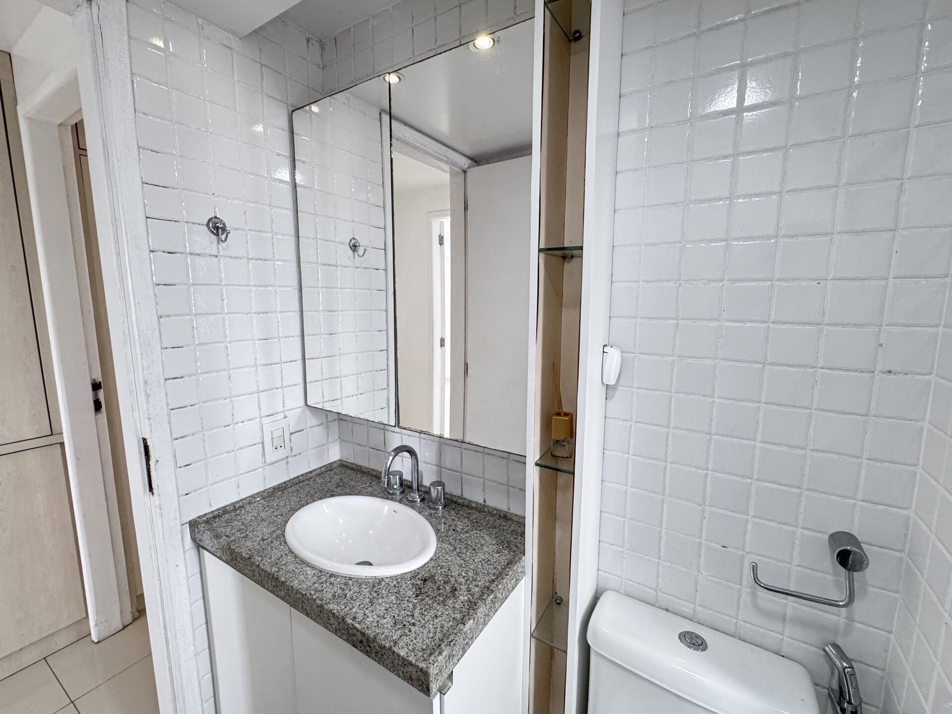 Apartamento para Aluguel Alto Padrão Edifício Portinari por R$ 4.500,00 no bairro Heliópolis - Garanhuns/PE