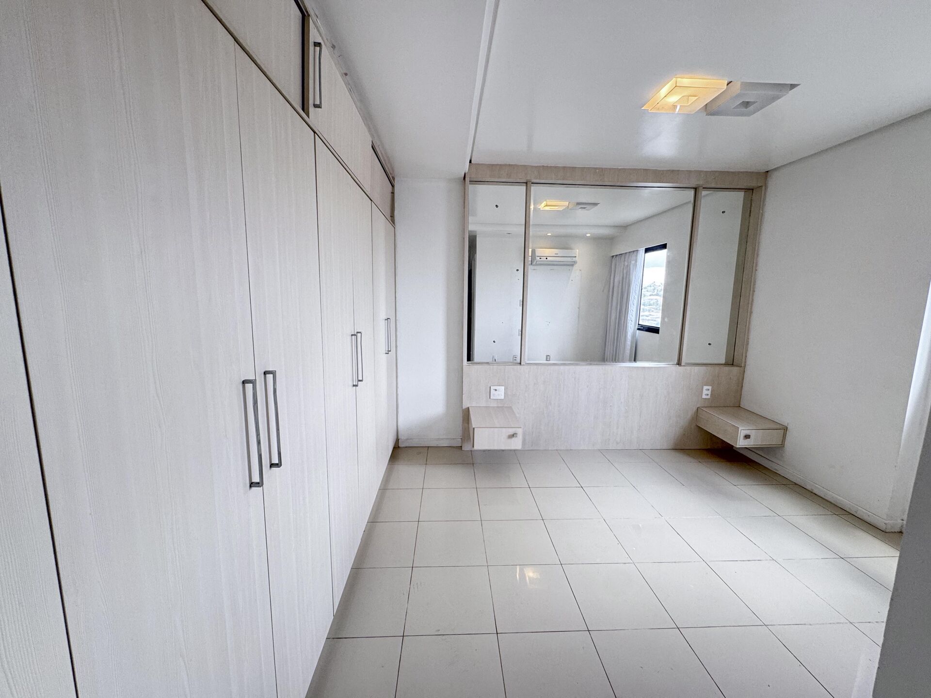 Apartamento para Aluguel Alto Padrão Edifício Portinari por R$ 4.500,00 no bairro Heliópolis - Garanhuns/PE