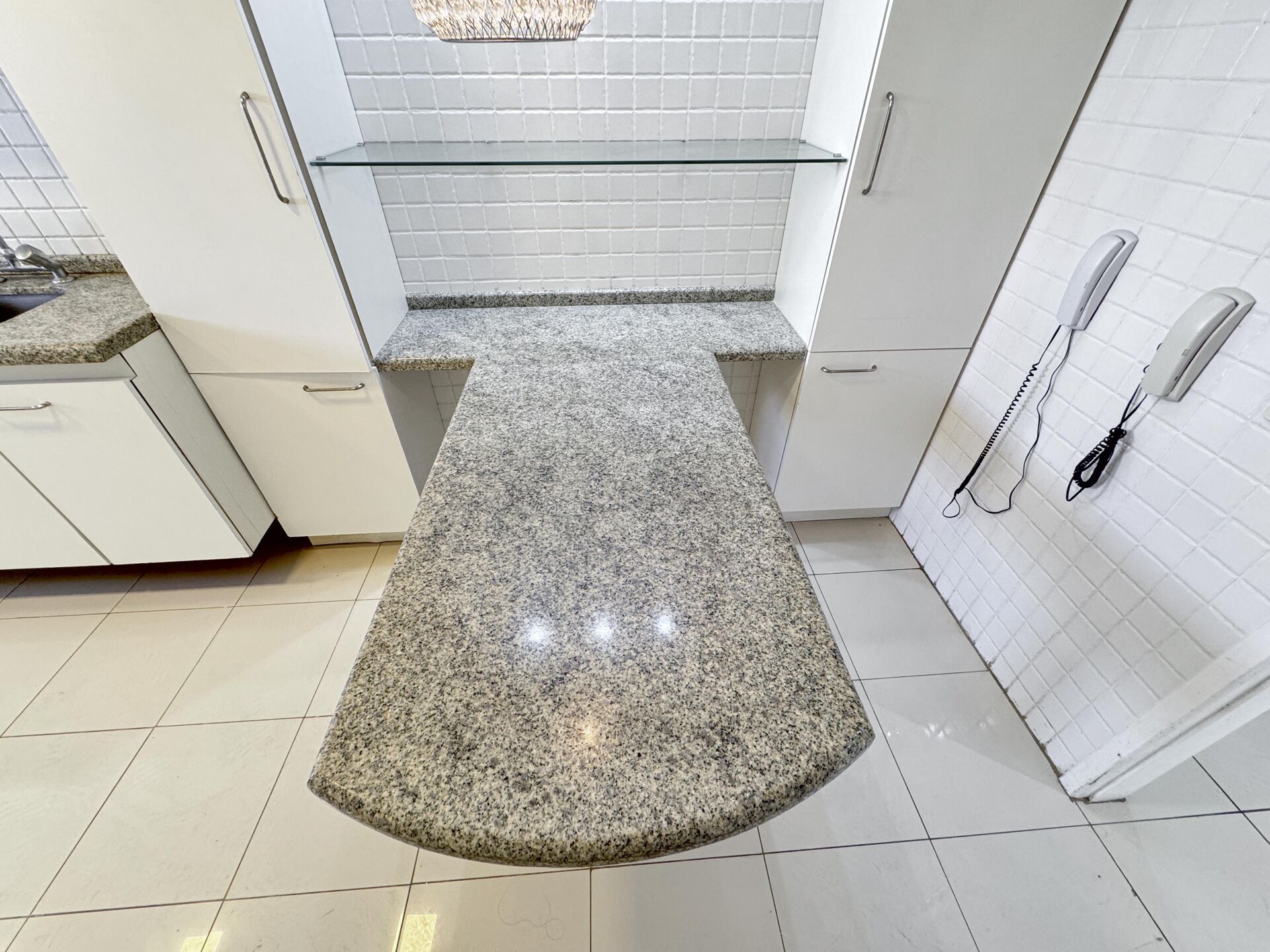 Apartamento para Aluguel Alto Padrão Edifício Portinari por R$ 4.500,00 no bairro Heliópolis - Garanhuns/PE