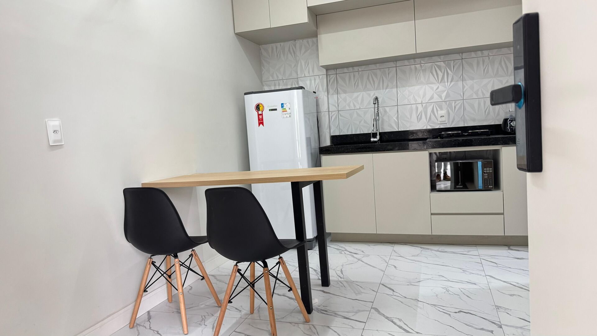 Imagens do imóveis Apartamento Padrão aluguel por R$ 1.900,00 no bairro Heliópolis proximo a faculdade Afya