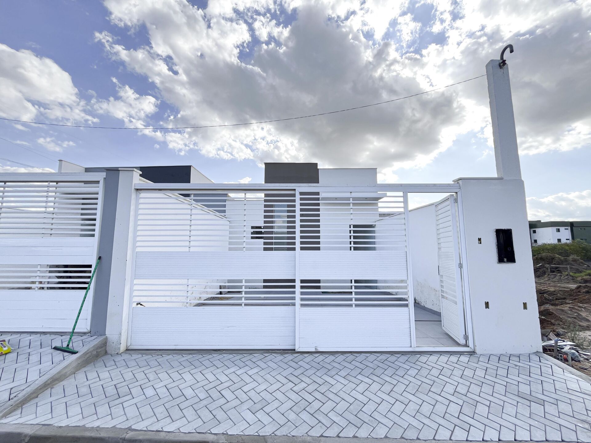 Imagens do imóveis Casa com 2 quartos à venda,  por R$ 280.000 - Francisco Simão dos Santos Figueira - Garanhuns/PE