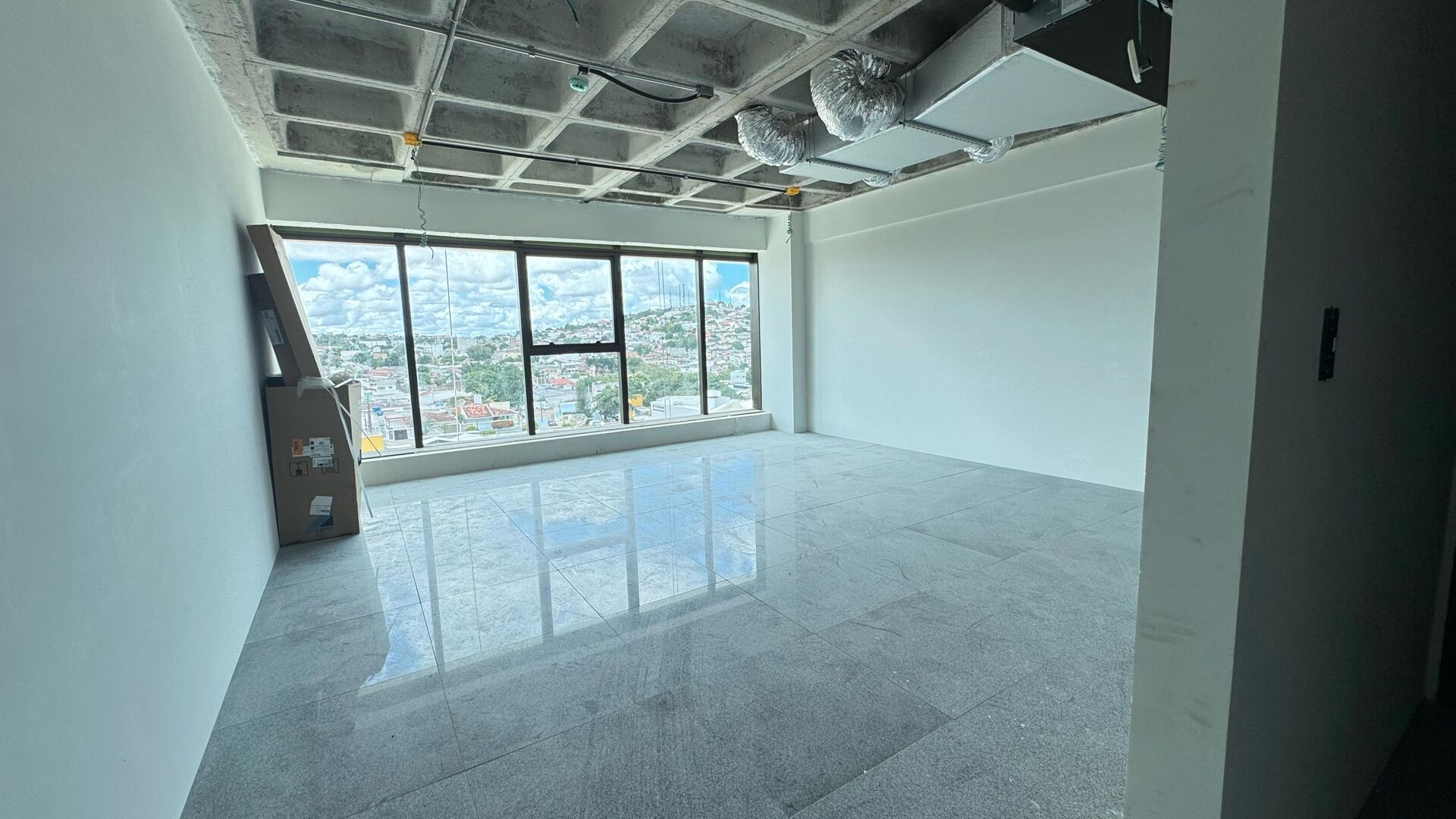 Sala Comercial aluguel por R$ 4.000,00 no bairro Heliópolis, Garanhuns/PE