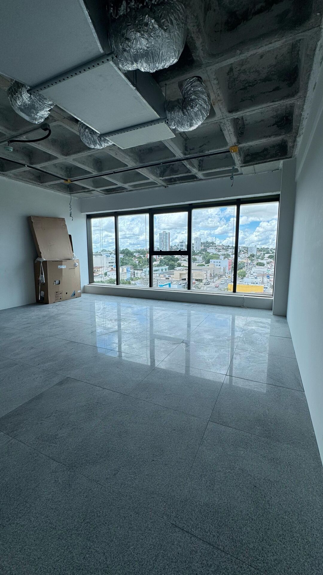 Sala Comercial aluguel por R$ 4.000,00 no bairro Heliópolis, Garanhuns/PE