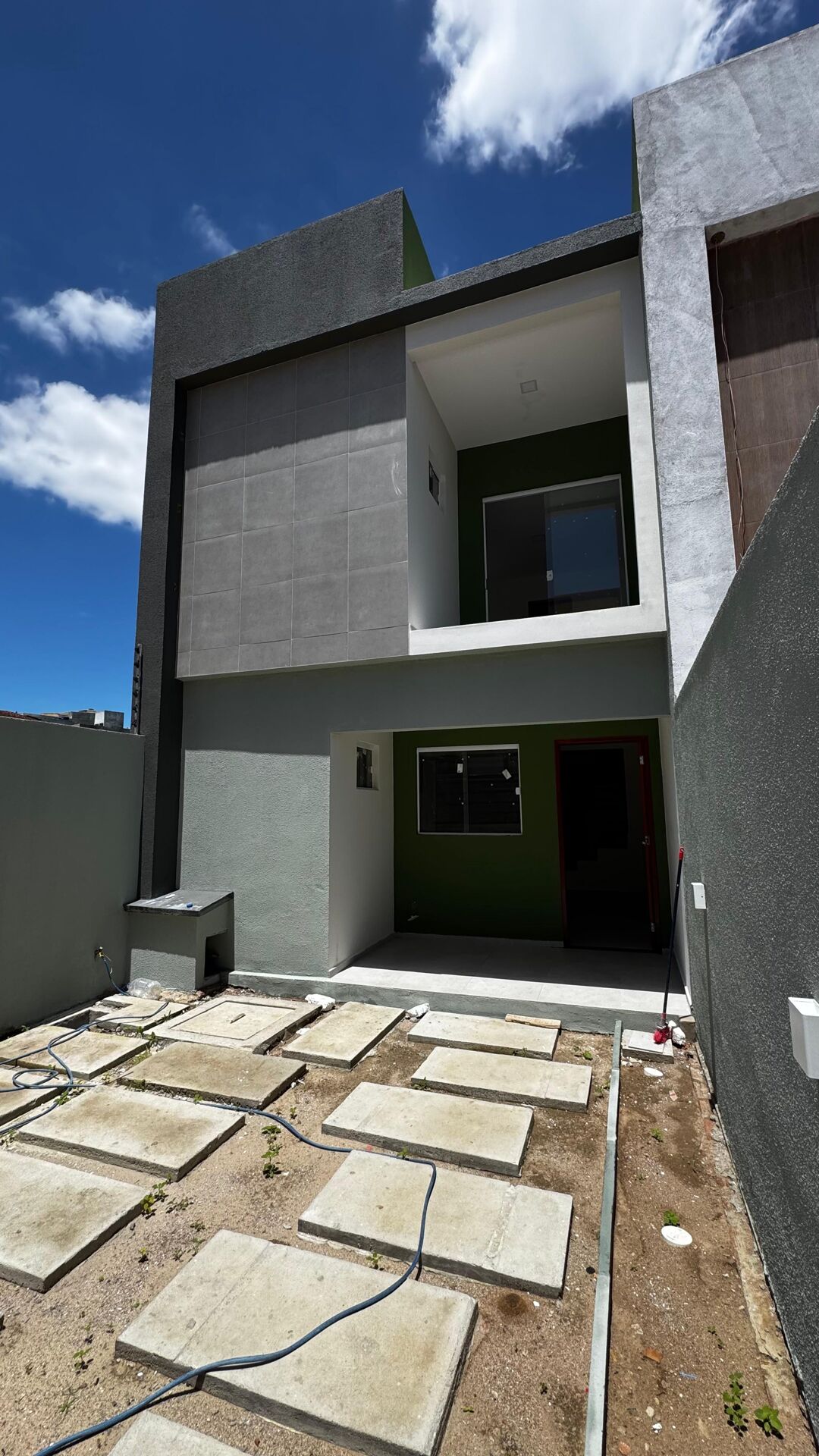 Imagens do imóveis Casa Duplex à venda, por R$ 450.000,00 no bairro Santo Antonio