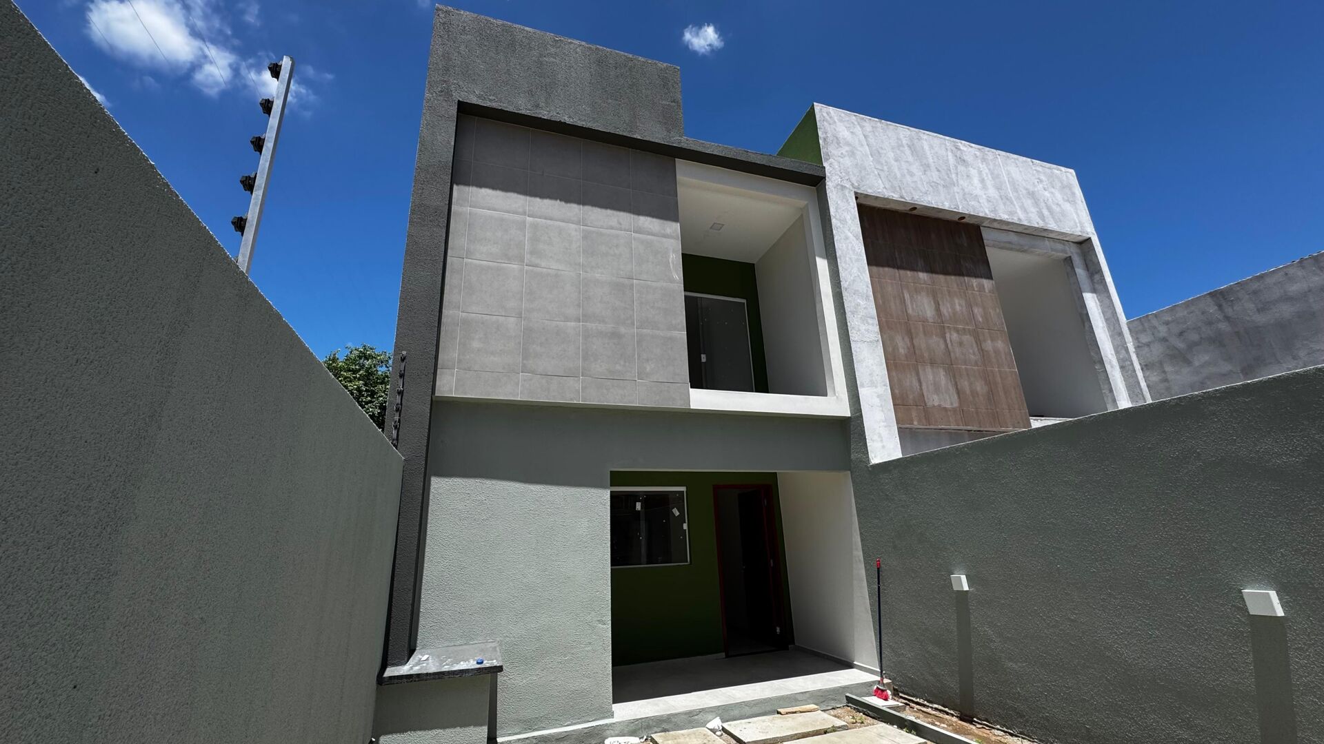 Imagens do imóveis Casa Duplex à venda, por R$ 450.000,00 no bairro Santo Antonio