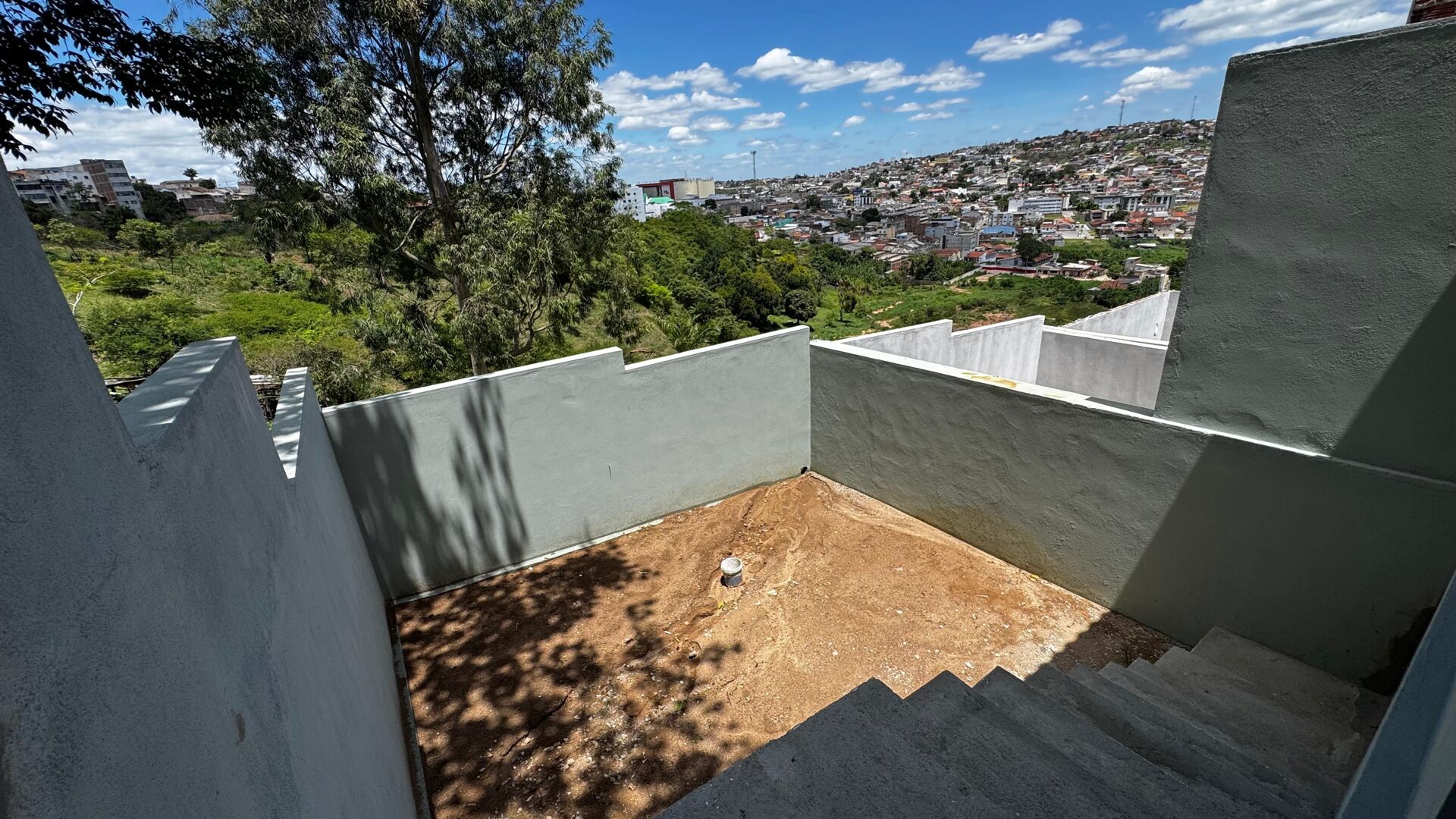 Imagens do imóveis Casa Duplex à venda, por R$ 450.000,00 no bairro Santo Antonio