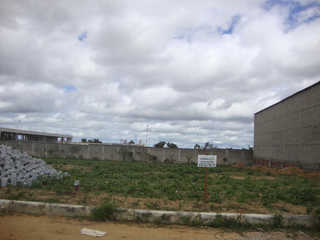 Imagens do imóveis Terreno comercial à venda, 645 m² por R$ 125.000 - Francisco Simão dos Santos Figueira - Cohab 2 - Garanhuns/PE