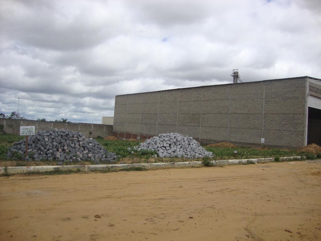 Imagens do imóveis Terreno comercial à venda, 645 m² por R$ 125.000 - Francisco Simão dos Santos Figueira - Cohab 2 - Garanhuns/PE