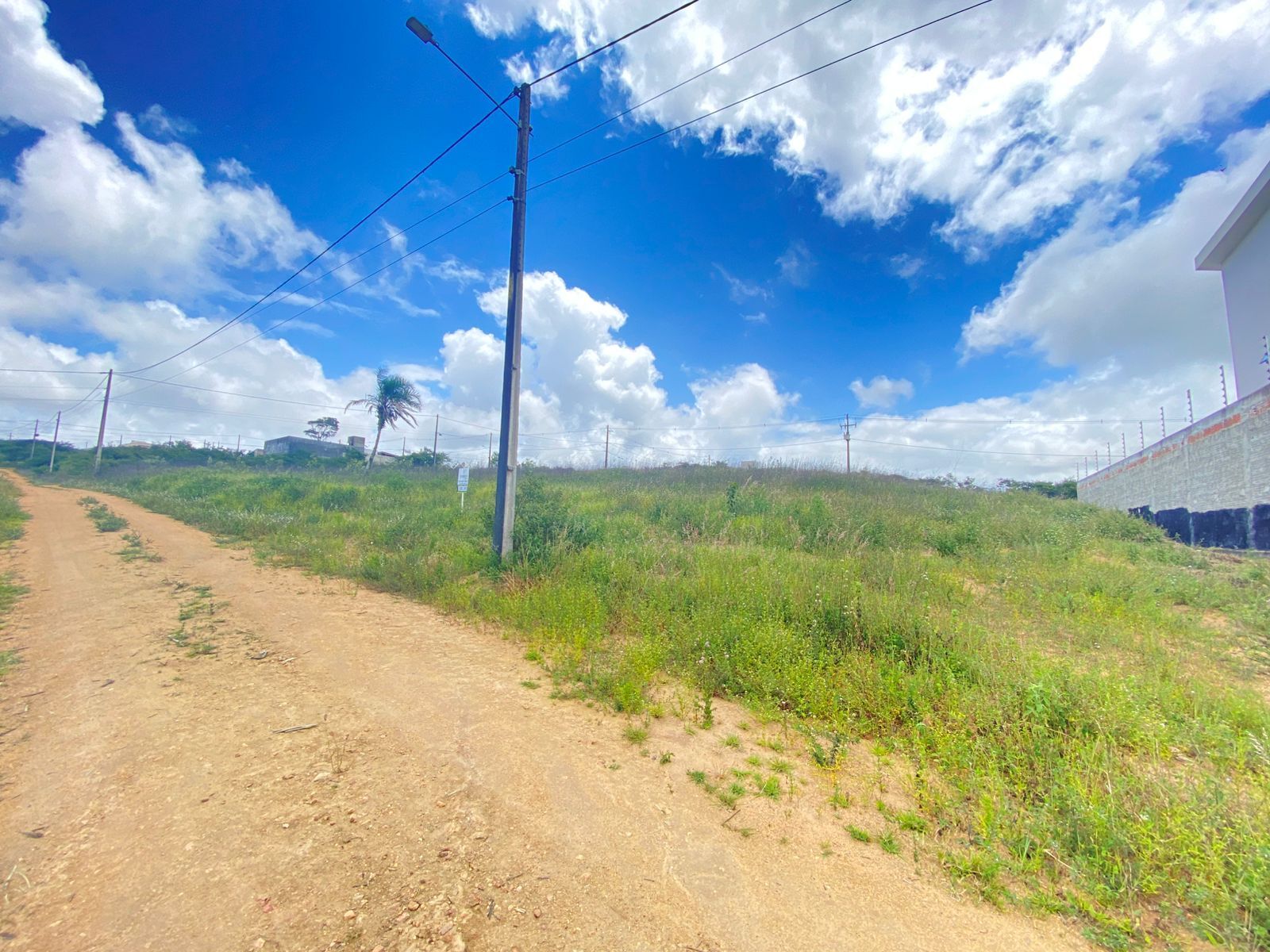Imagens do imóveis Terreno à venda, 10X25m² por R$100.000,00 loteamento Arco Íris Garanhuns/PE