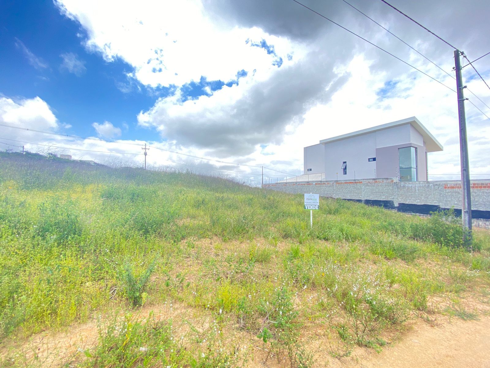 Imagens do imóveis Terreno à venda, 10X25m² por R$100.000,00 loteamento Arco Íris Garanhuns/PE