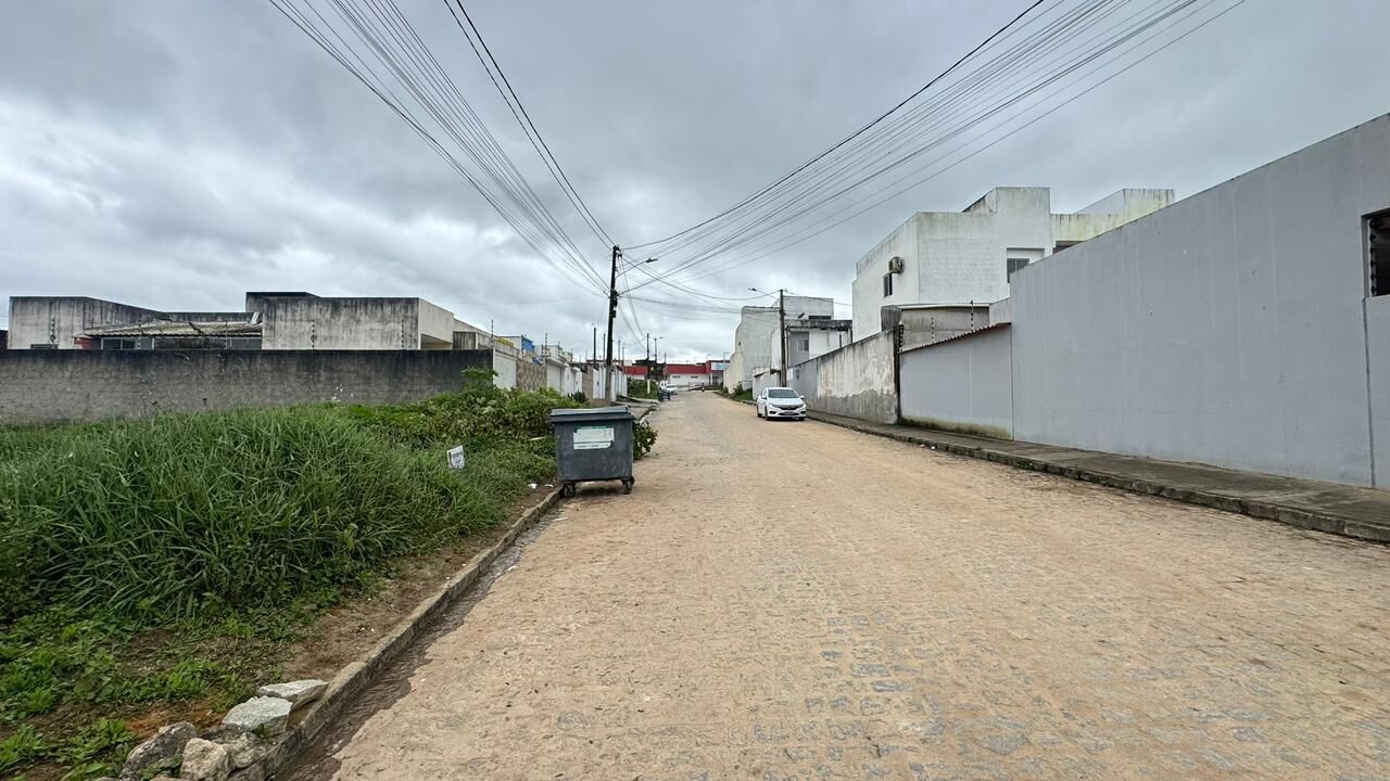 Imagens do imóveis Terreno à venda, 9X20m² por R$ 65.000,00 no bairro Parque Fenix 1- Em Garanhus