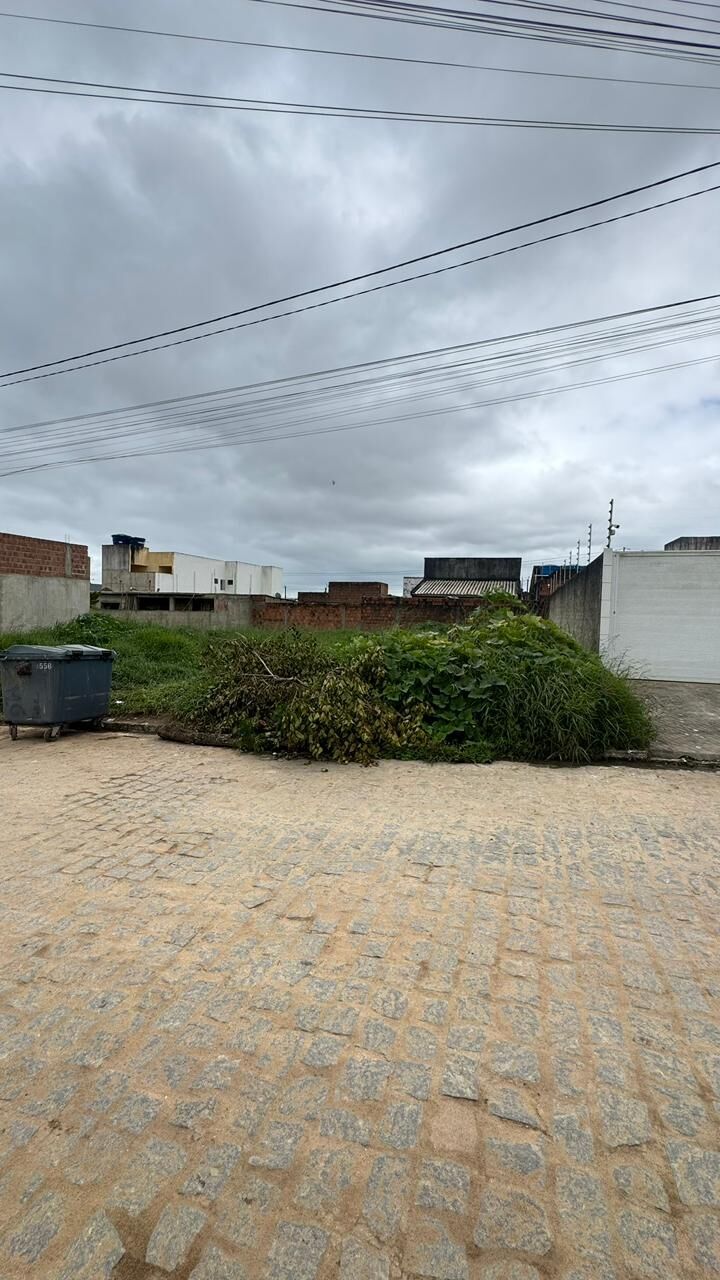 Imagens do imóveis Terreno à venda, 9X20m² por R$ 65.000,00 no bairro Parque Fenix 1- Em Garanhus