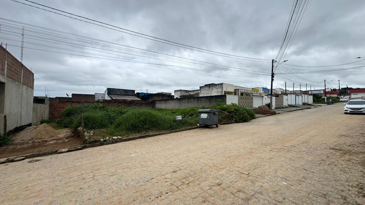 Imagens do imóveis Terreno à venda, 9X20m² por R$ 65.000,00 no bairro Parque Fenix 1- Em Garanhus