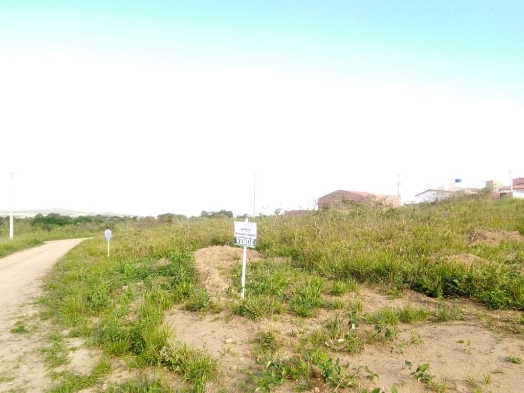 Imagens do imóveis Terreno à venda, 200 m² por R$ 55.000,00 - Francisco Simão dos Santos Figueira - Cohab 2 - Garanhuns/PE