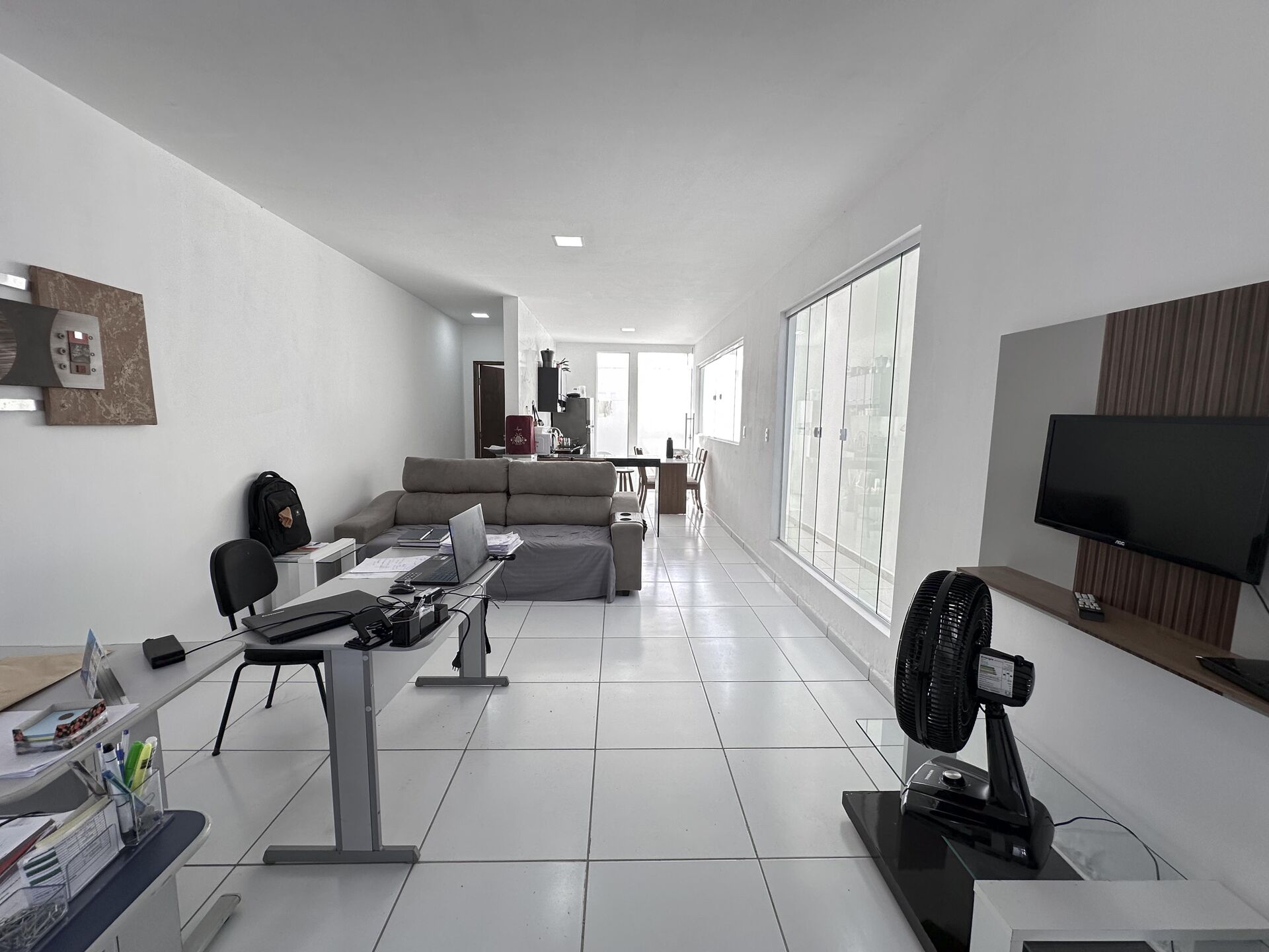 Imagens do imóveis Casa Duplex á venda por R$ 390.000,00 no bairro Aloisio Pinto