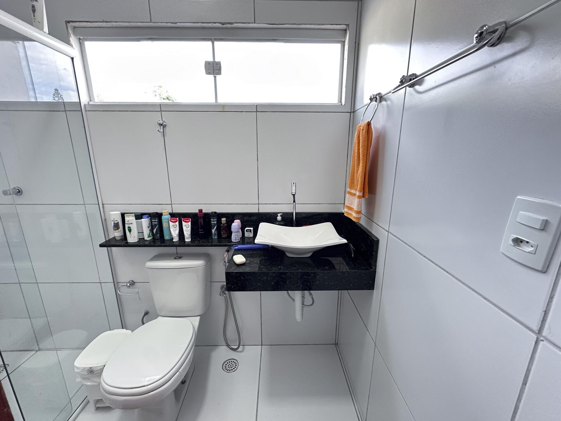 Imagens do imóveis Casa Duplex á venda por R$ 390.000,00 no bairro Aloisio Pinto