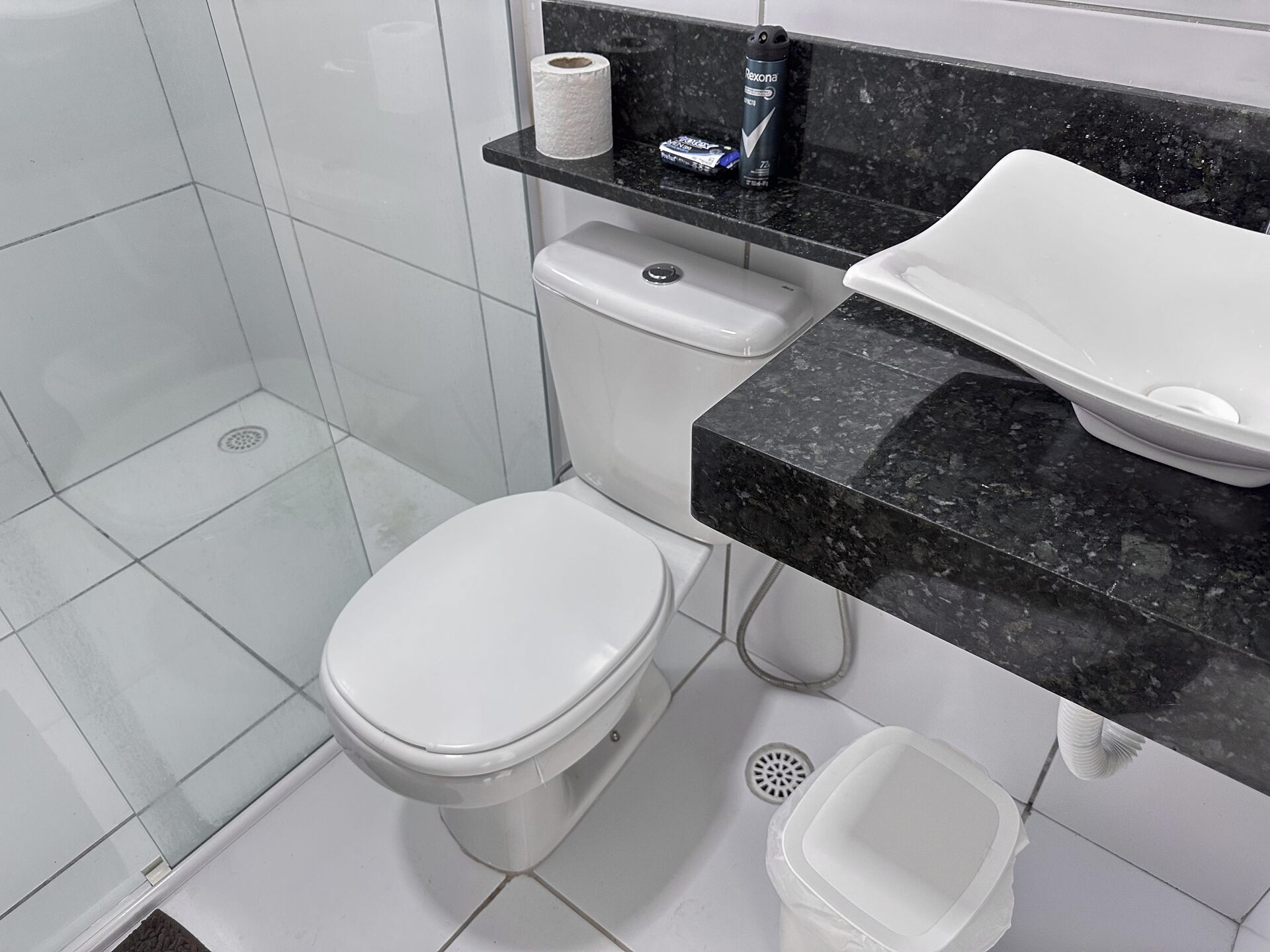 Imagens do imóveis Casa Duplex á venda por R$ 390.000,00 no bairro Aloisio Pinto