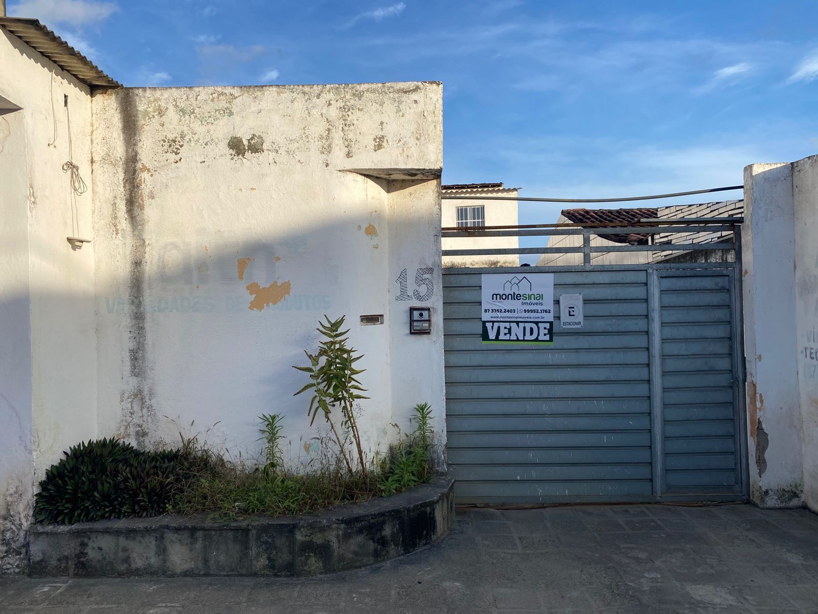 Imagens do imóveis Casa Padrão a venda por R$ 450.000,00 com ponto comercial