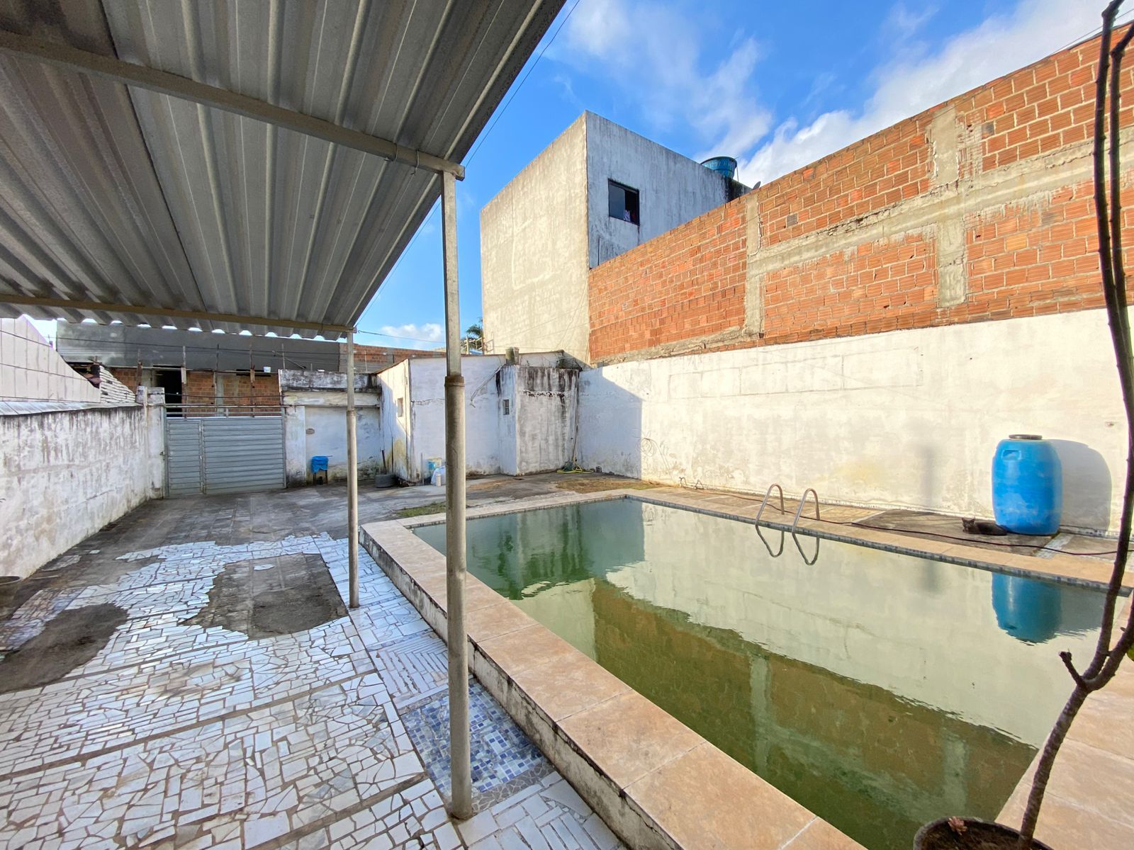 Imagens do imóveis Casa Padrão a venda por R$ 450.000,00 com ponto comercial