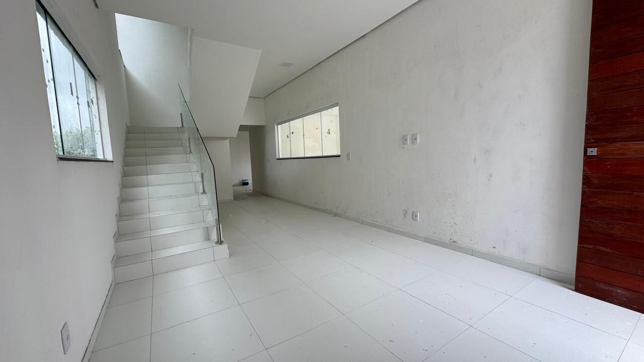 Imagens do imóveis Casa Duplex, aluguel por R$ 4.000,00 no condominio Village São Marcos