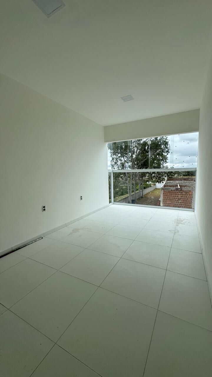 Imagens do imóveis Casa Duplex, aluguel por R$ 4.000,00 no condominio Village São Marcos