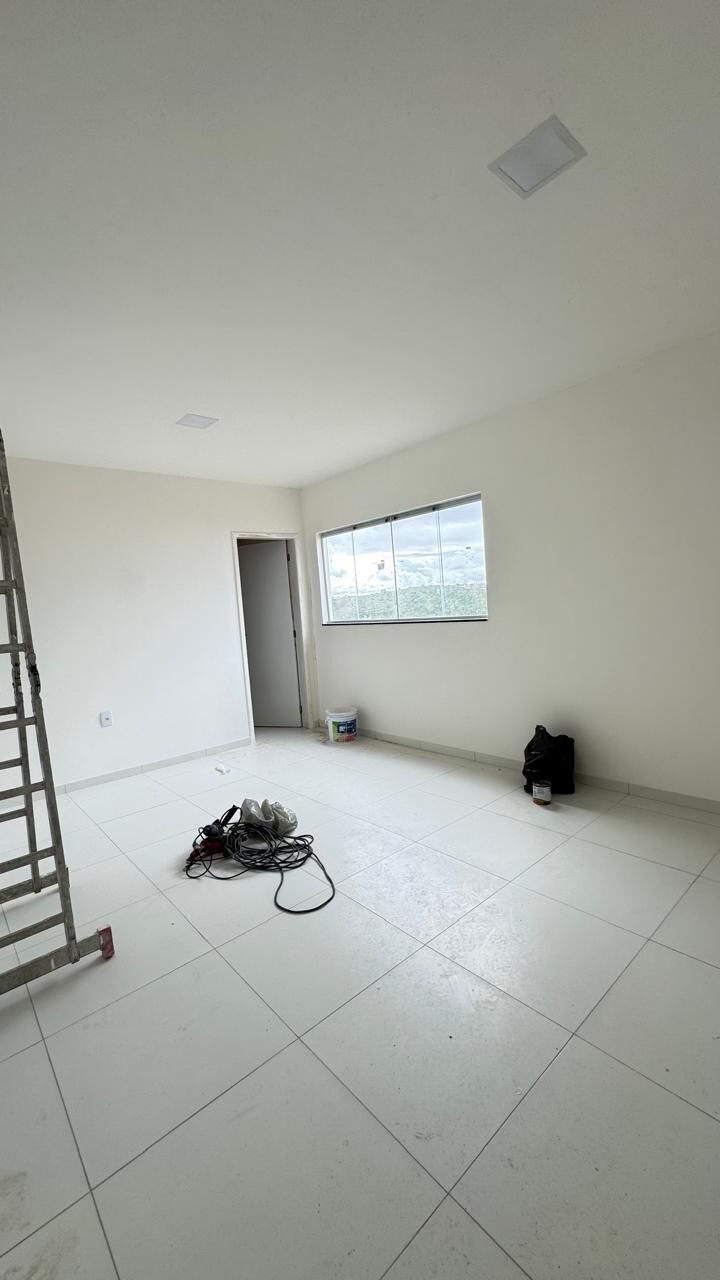 Imagens do imóveis Casa Duplex, aluguel por R$ 4.000,00 no condominio Village São Marcos