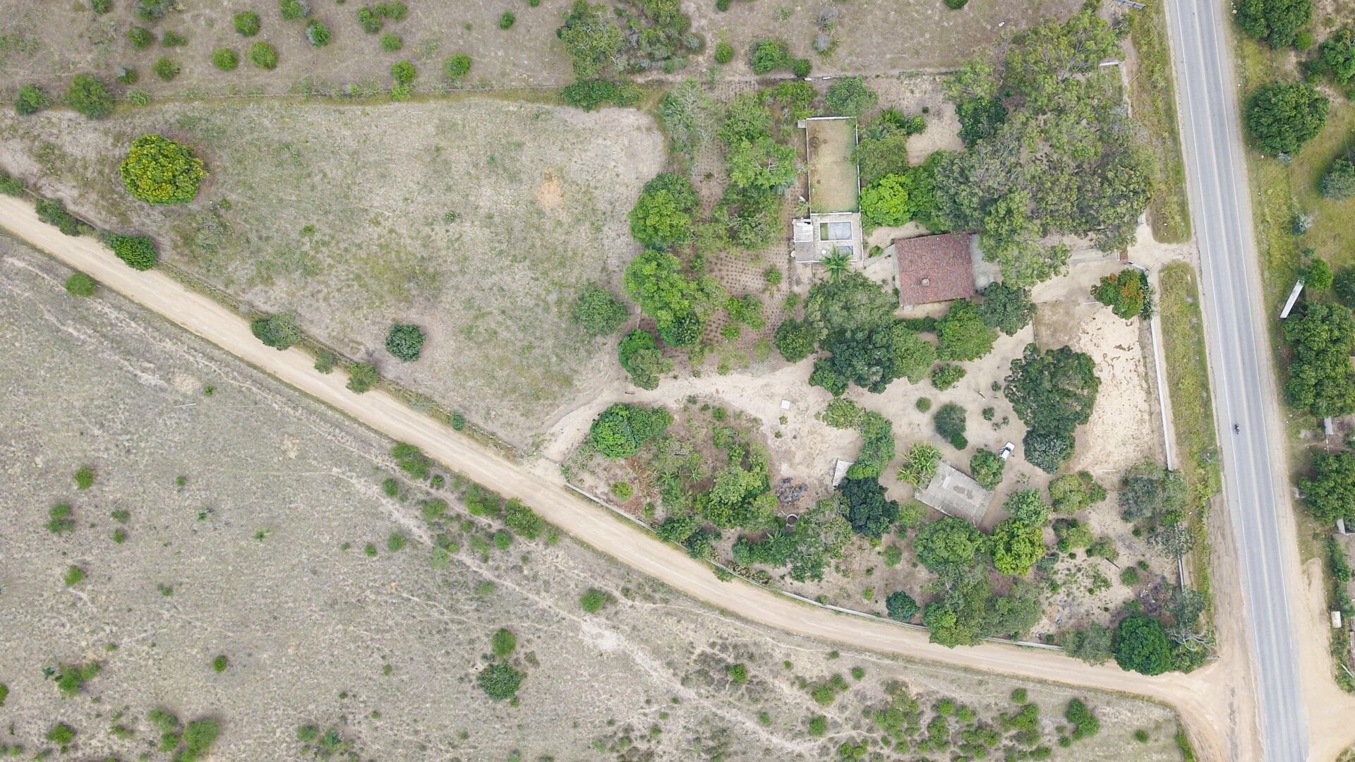 Imagens do imóveis Chácara á venda com 1.8 hectares por R$ 1.200.000,00 Sitio Cagado