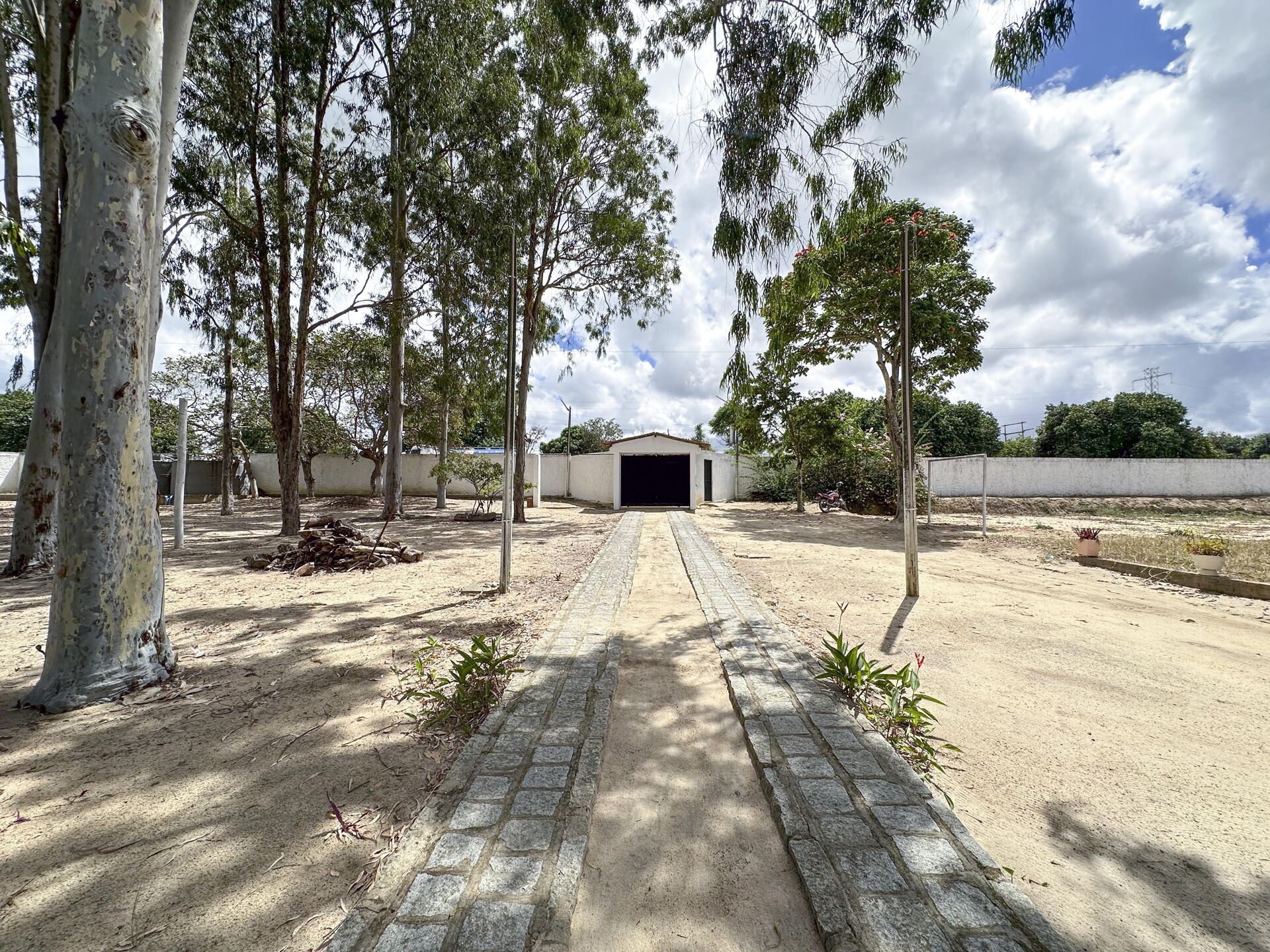 Imagens do imóveis Chácara á venda com 1.8 hectares por R$ 1.200.000,00 Sitio Cagado