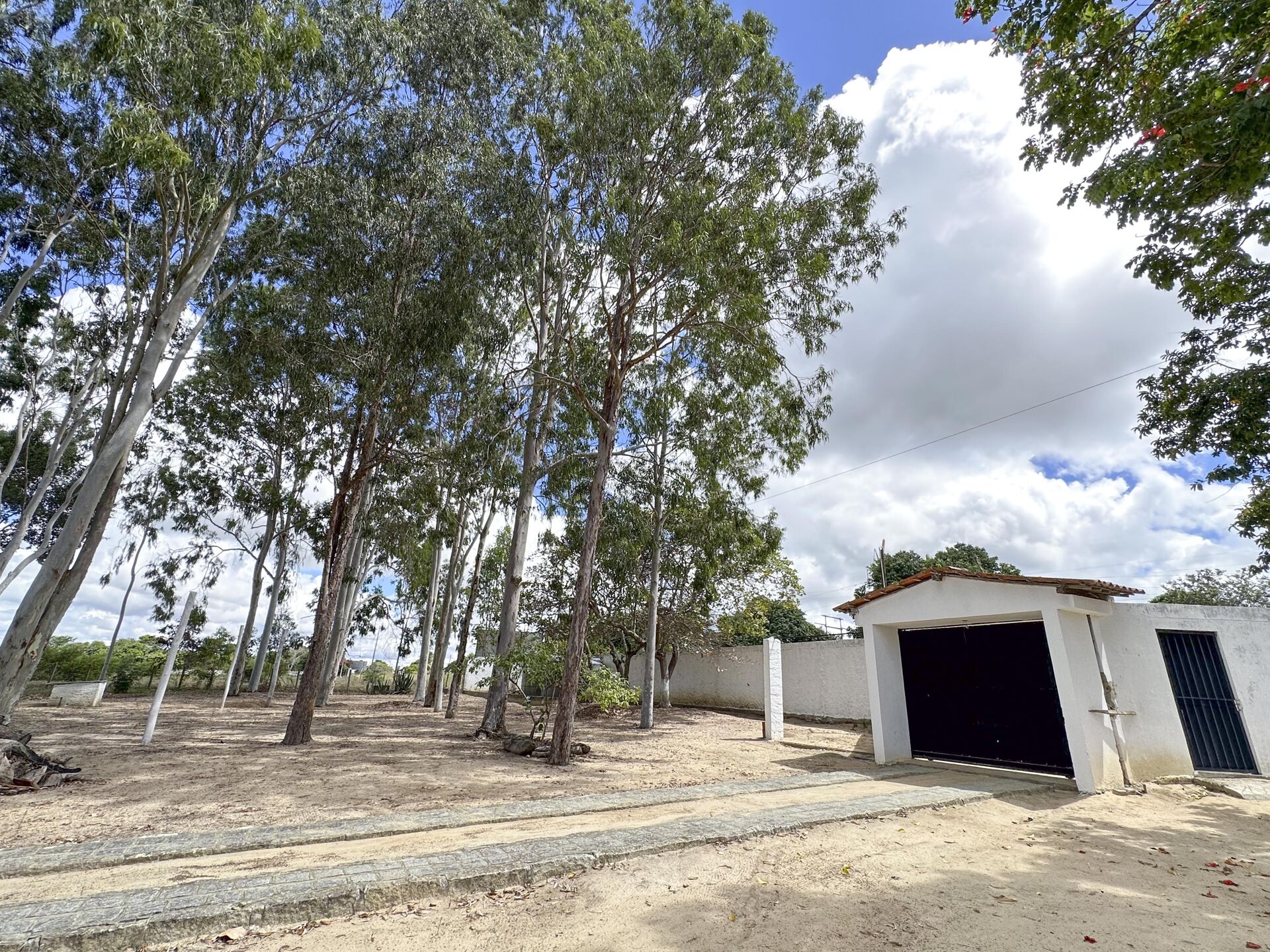 Imagens do imóveis Chácara á venda com 1.8 hectares por R$ 1.200.000,00 Sitio Cagado