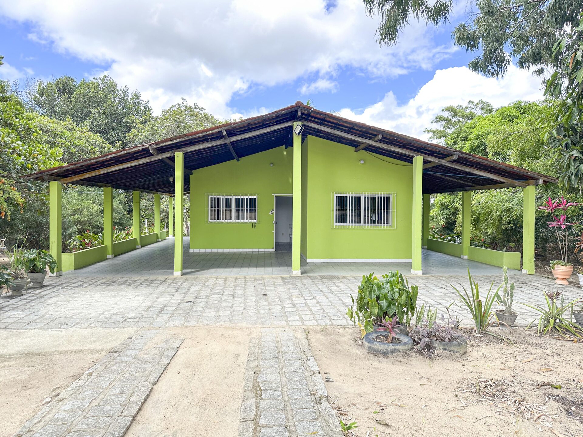 Imagens do imóveis Chácara á venda com 1.8 hectares por R$ 1.200.000,00 Sitio Cagado