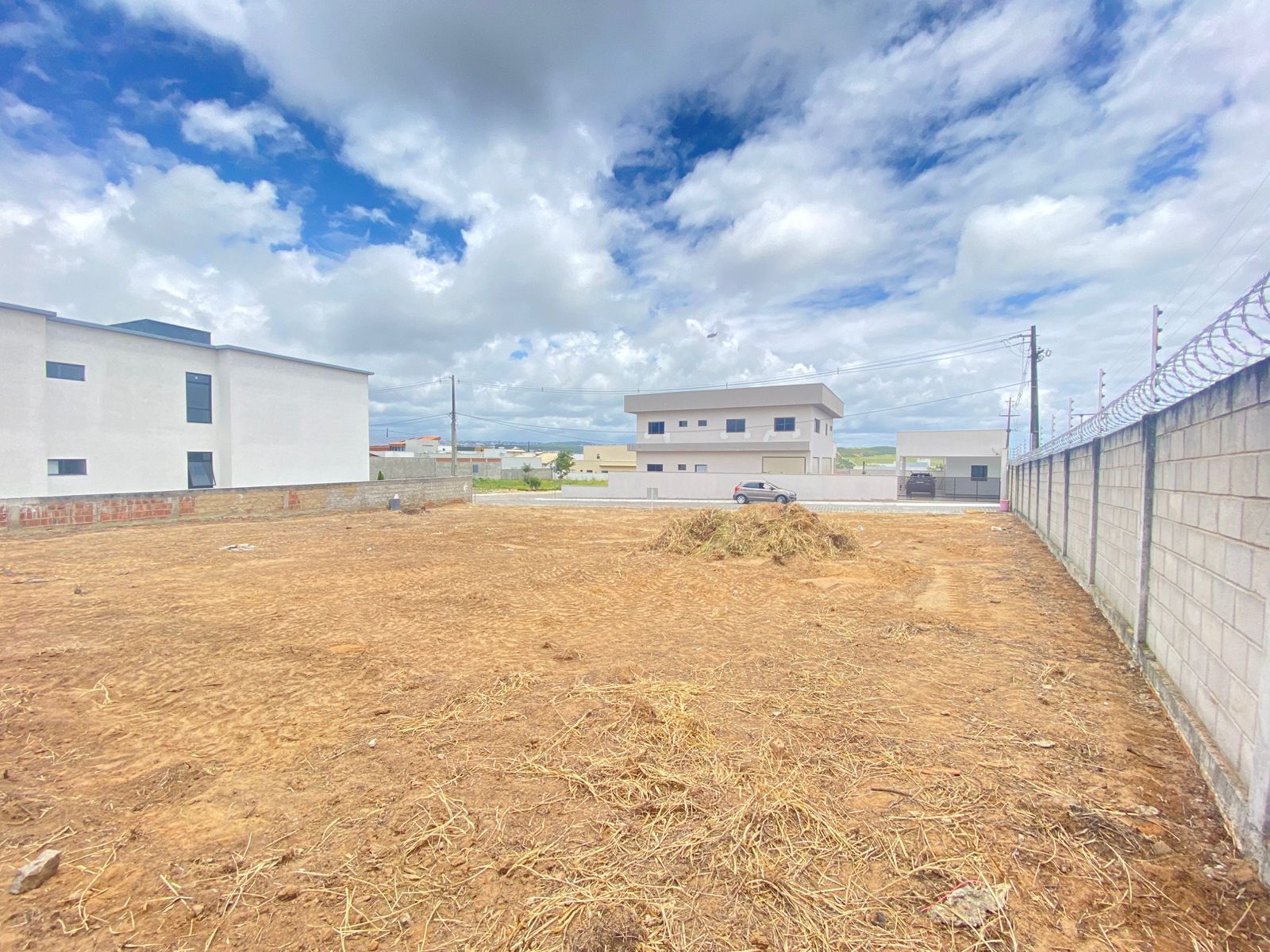 Terreno à venda no bairro Heliópolis em Garanhuns/PE