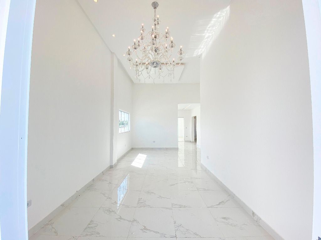 Imagens do imóveis Casa Alto Padrão aluguel por R$ 4.700,00 no condominio Ville De Fluers