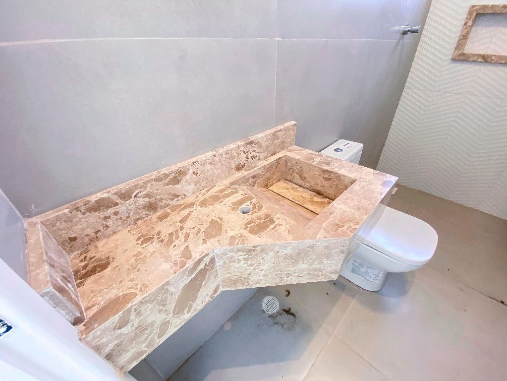 Imagens do imóveis Casa Alto Padrão aluguel por R$ 4.700,00 no condominio Ville De Fluers