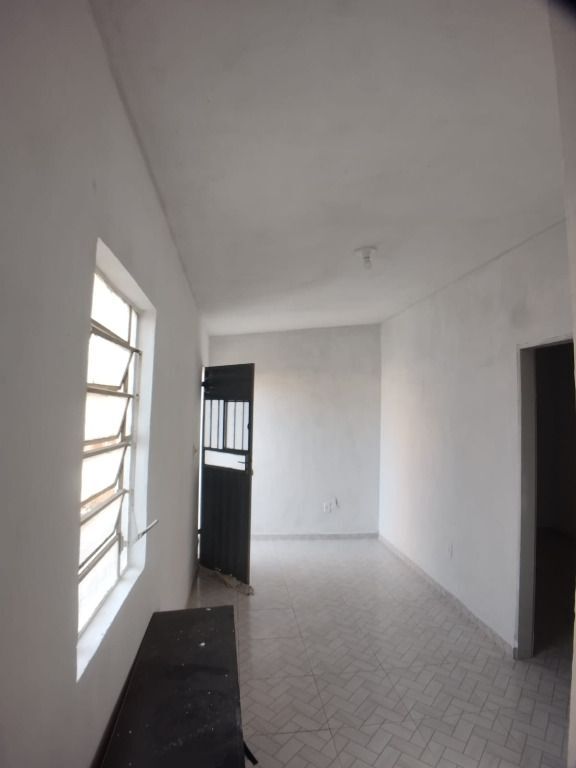 Imagens do imóveis Apartamento com 1 quarto à venda por R$ 50.000 - Heliópolis - Garanhuns/PE