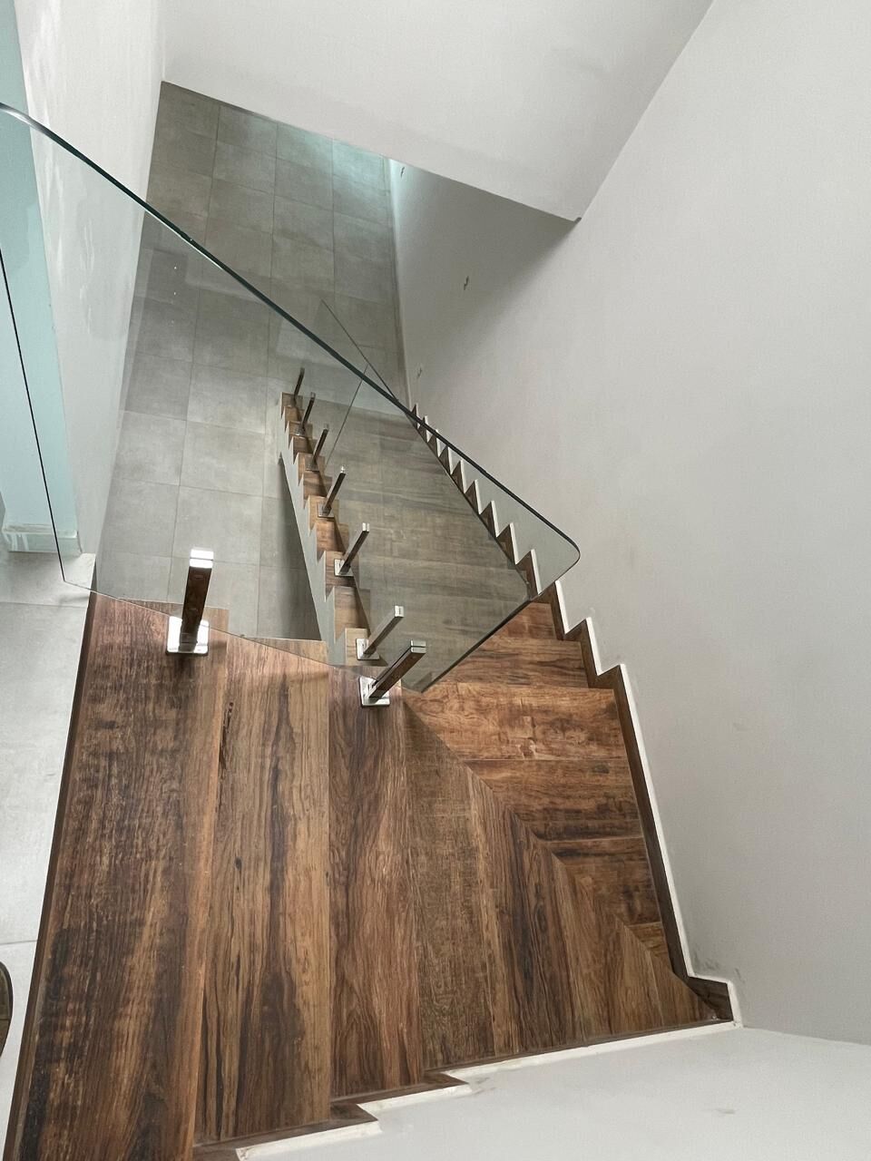 Imagens do imóveis Casa Duplex no bairro Severiano Moraes Filho por R$420.000,00 em Garanhuns-PE