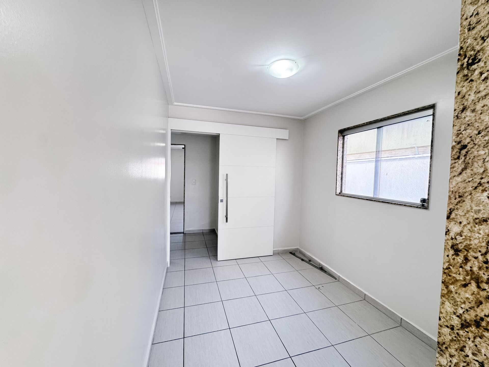 Casa alto padrão com 03 quartos para aluguel por R$ 2.600,00 - Condomínio Mont Serrat - Garanhuns/PE