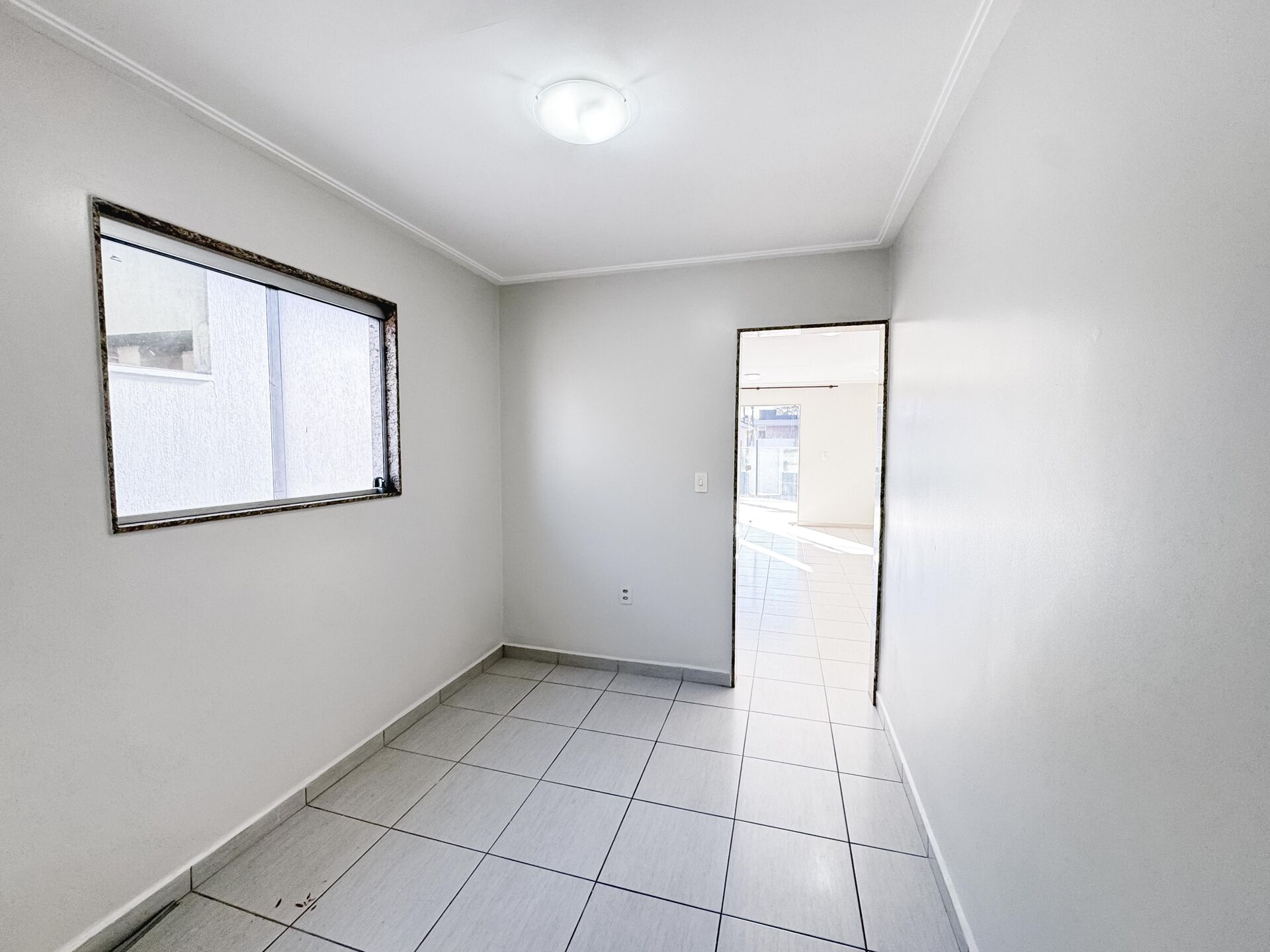 Casa alto padrão com 03 quartos para aluguel por R$ 2.600,00 - Condomínio Mont Serrat - Garanhuns/PE