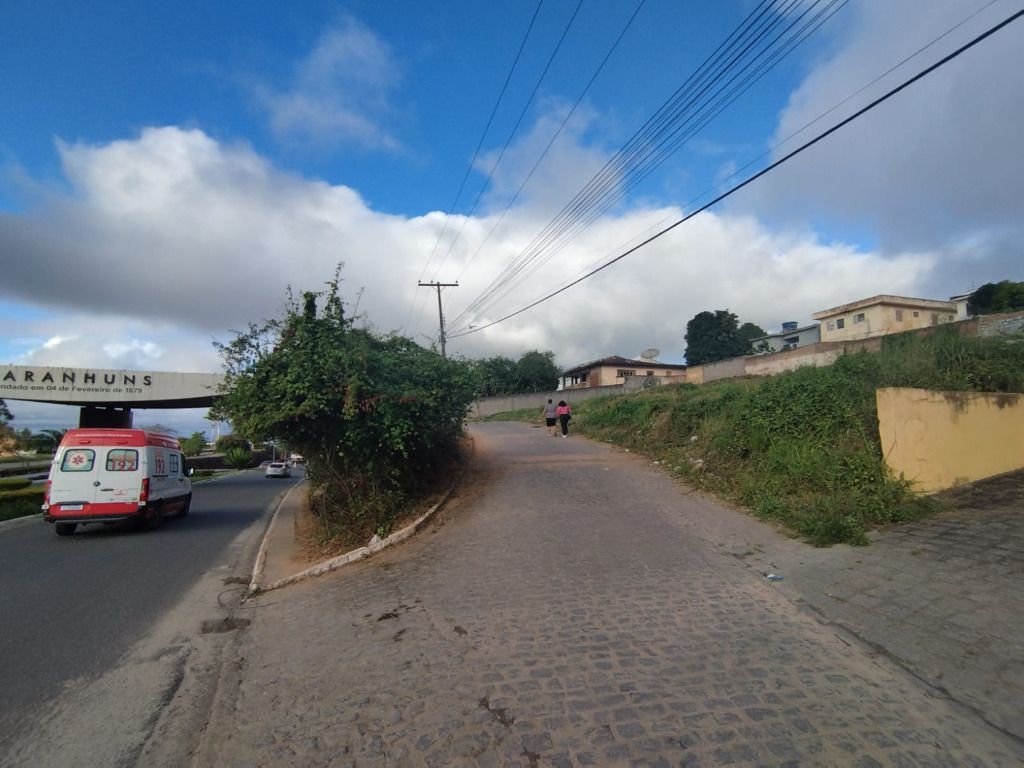 Terreno à venda, 1500 m² por R$ 980.000,00 - Heliópolis - Garanhuns/PE