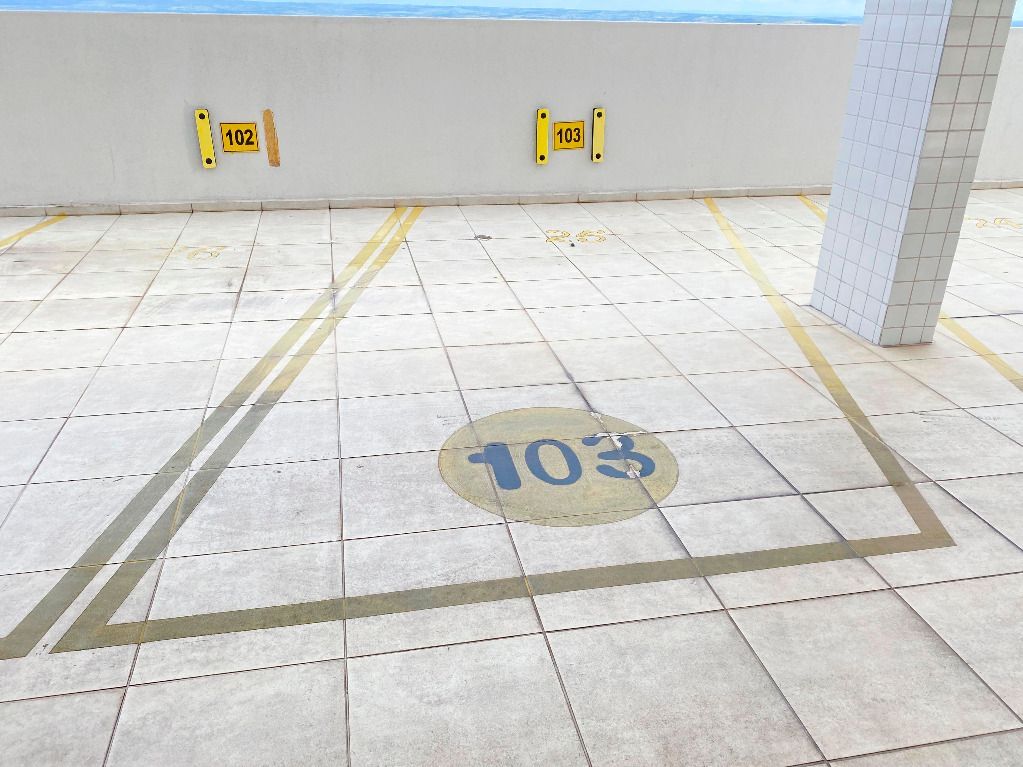 Apartamento Padrão Aluguel por R$2.300,00 no bairro heliópolis