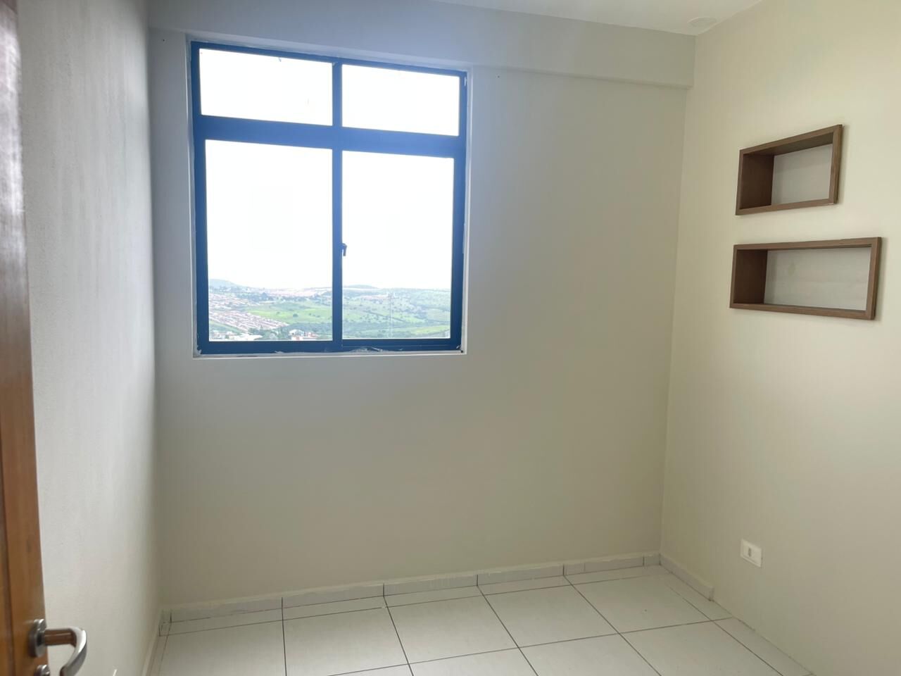 Apartamento Padrão Aluguel por R$2.300,00 no bairro heliópolis