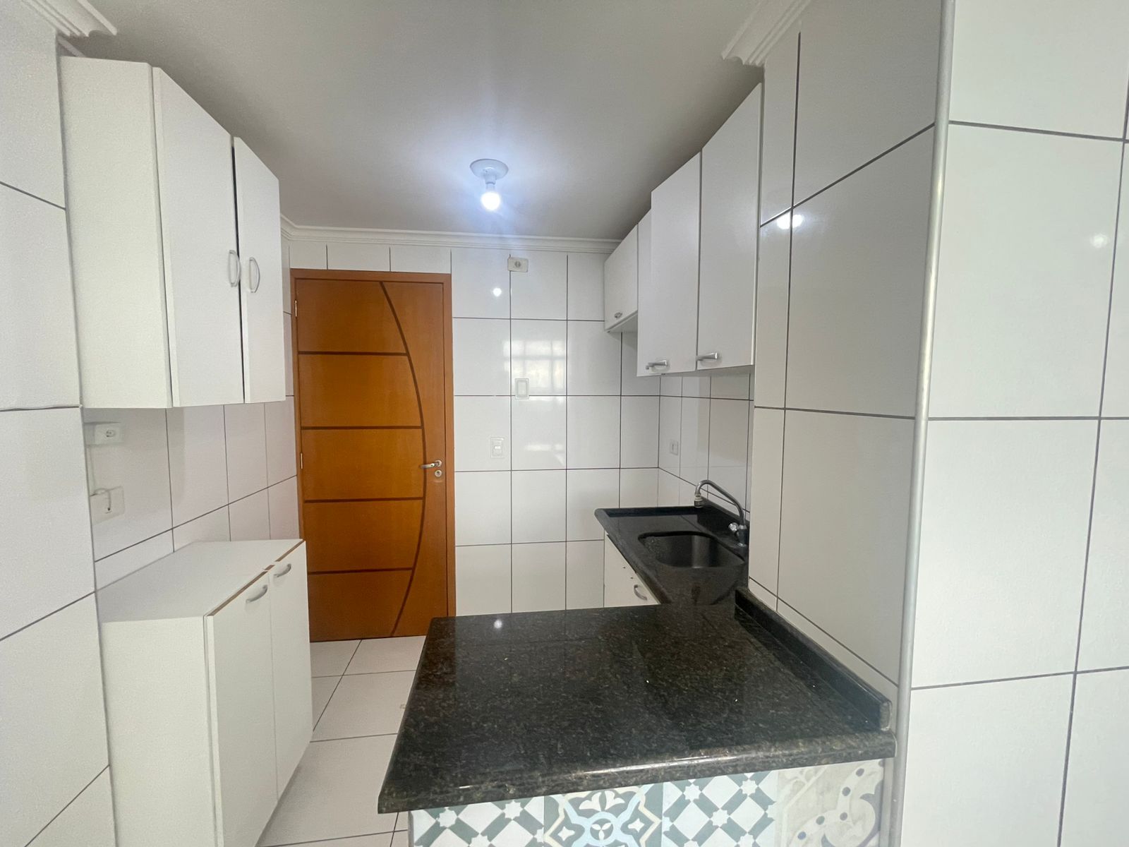 Apartamento Padrão Aluguel por R$2.300,00 no bairro heliópolis