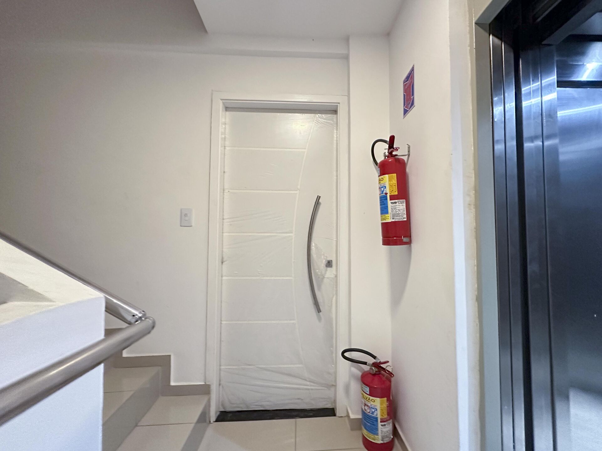 Apartamento à venda no bairro Severiano Moraes Filho em Garanhuns/PE