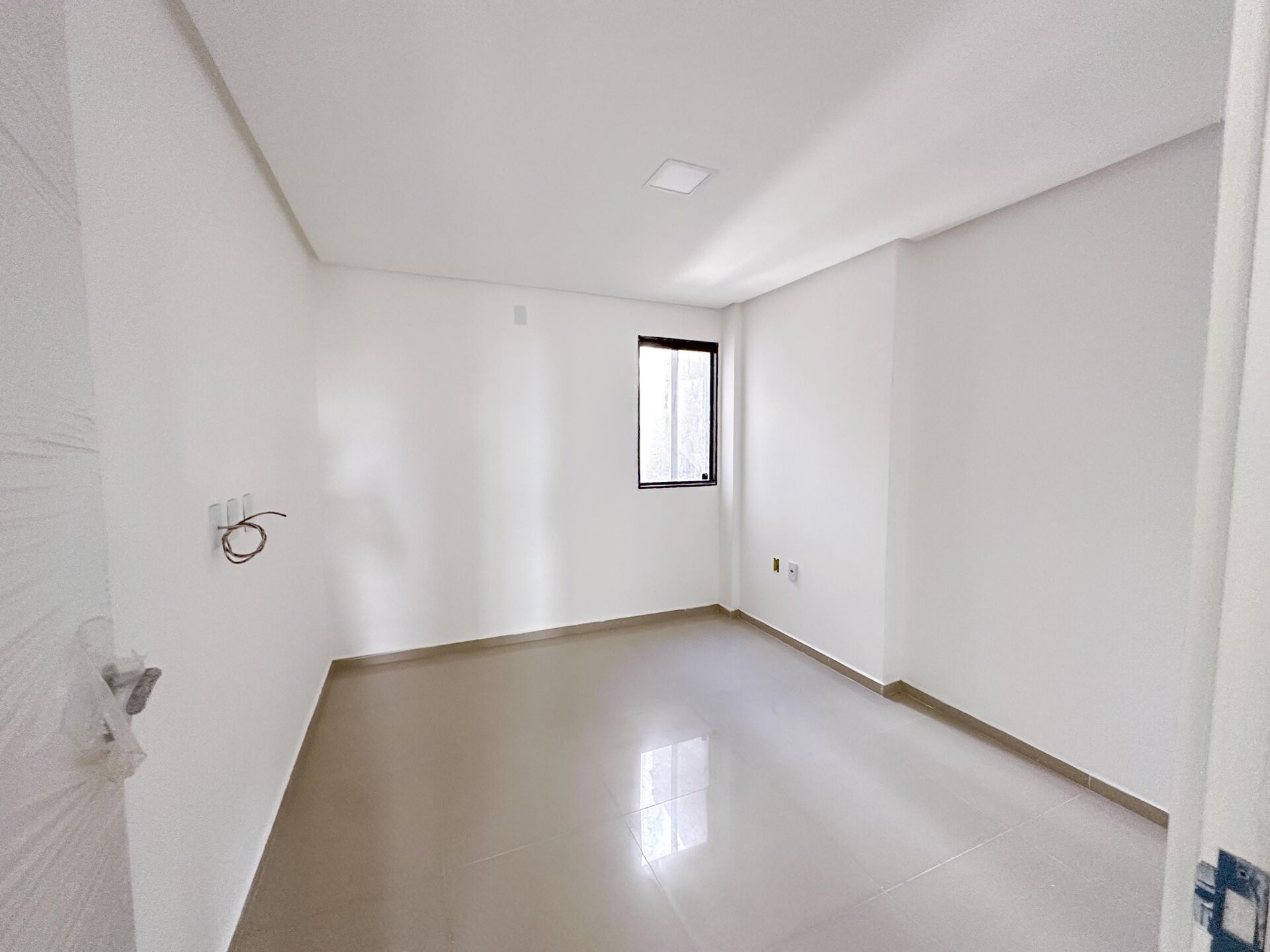 Apartamento à venda no bairro Severiano Moraes Filho em Garanhuns/PE