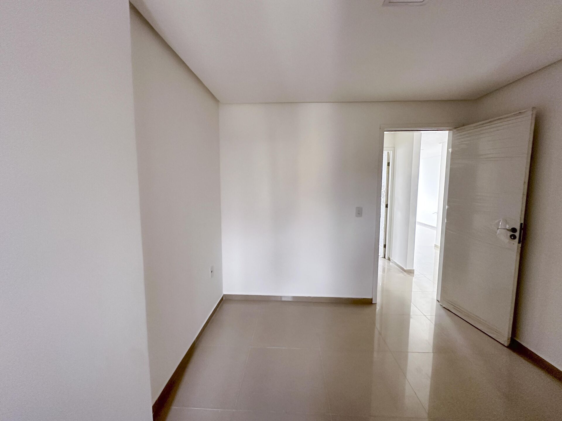 Apartamento à venda no bairro Severiano Moraes Filho em Garanhuns/PE