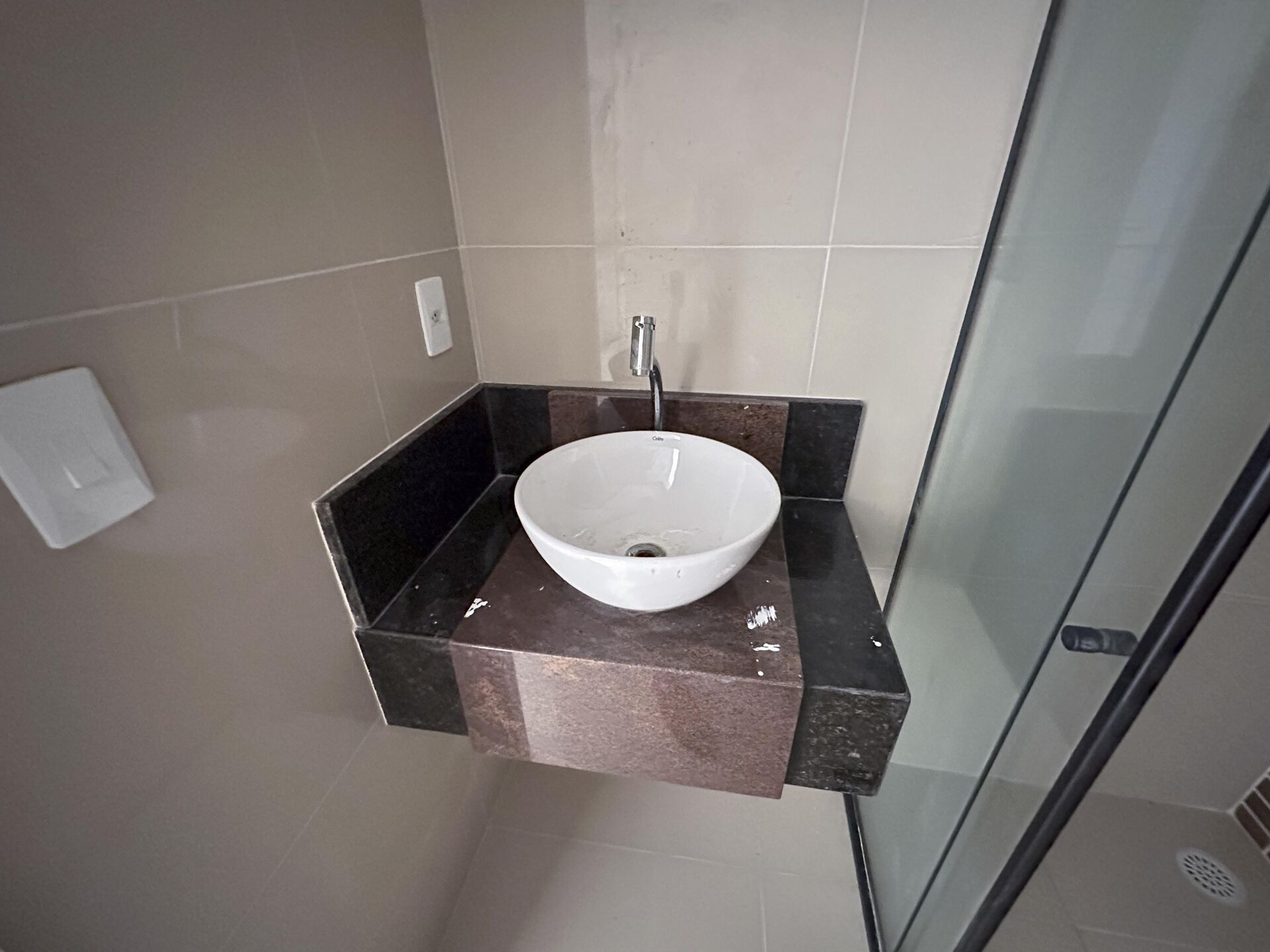 Apartamento à venda no bairro Severiano Moraes Filho em Garanhuns/PE