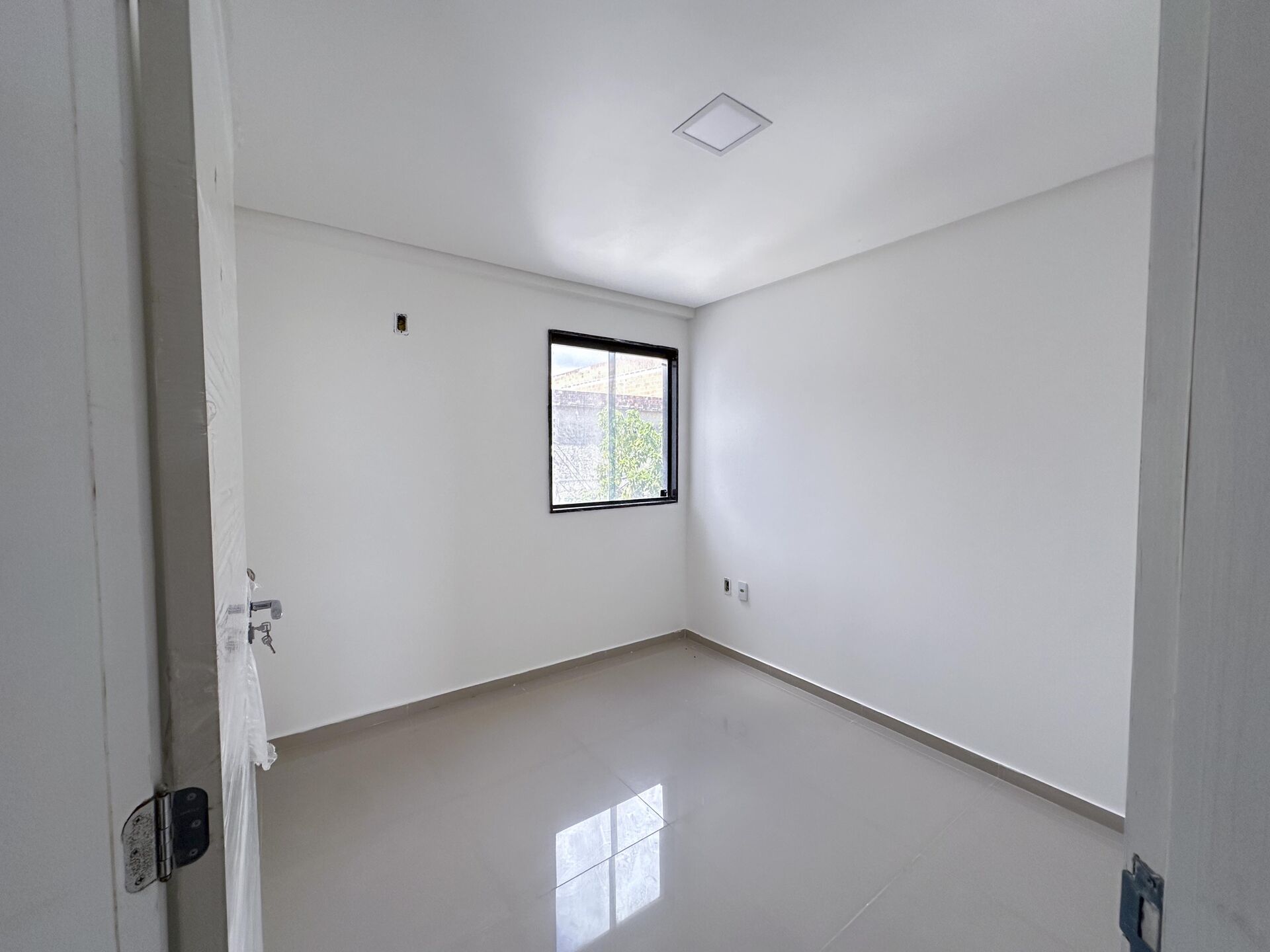 Apartamento à venda no bairro Severiano Moraes Filho em Garanhuns/PE