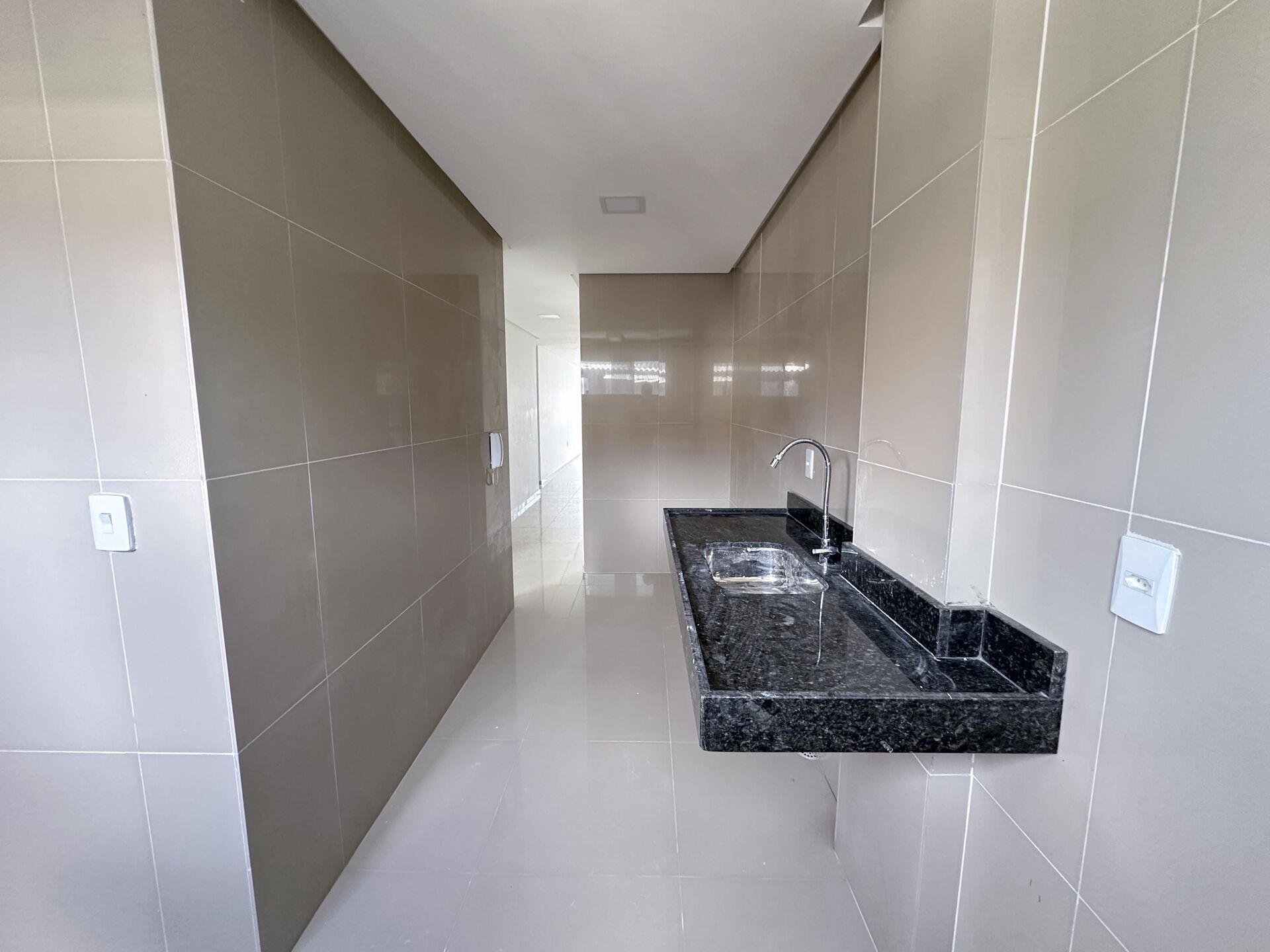 Apartamento à venda no bairro Severiano Moraes Filho em Garanhuns/PE